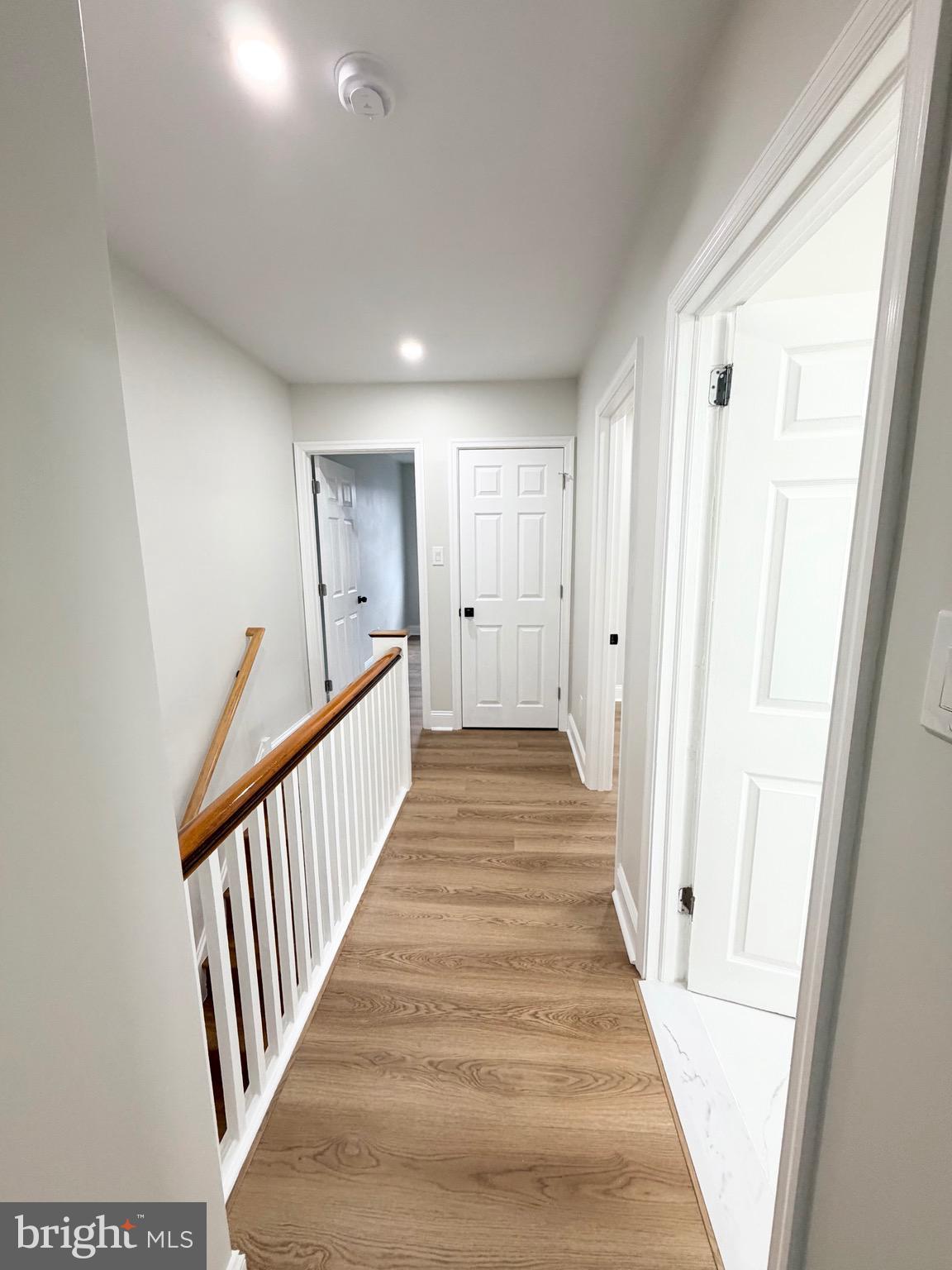 EAST OAK LANE - Residential