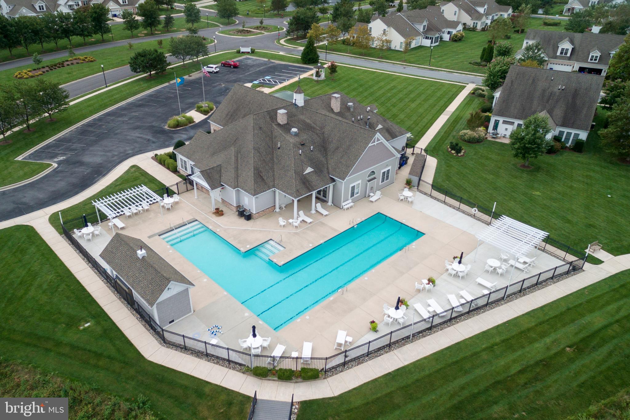 BAY CROSSING - Residential