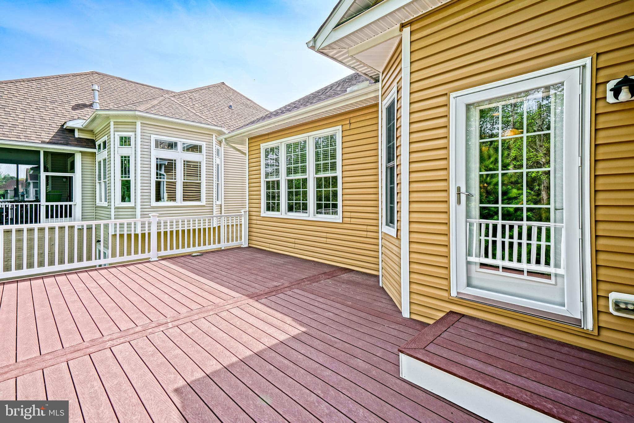 BAY CROSSING - Residential