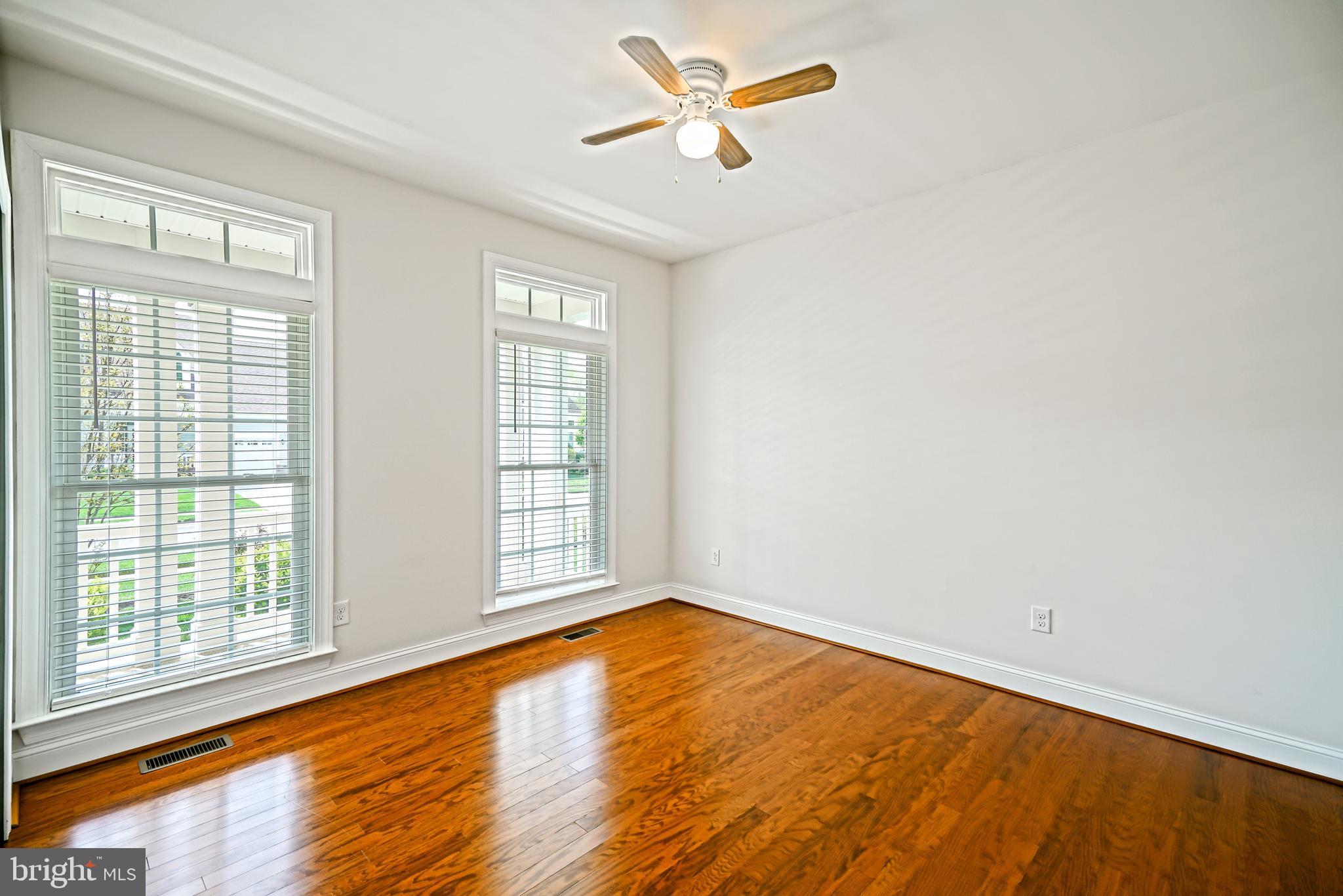 BAY CROSSING - Residential