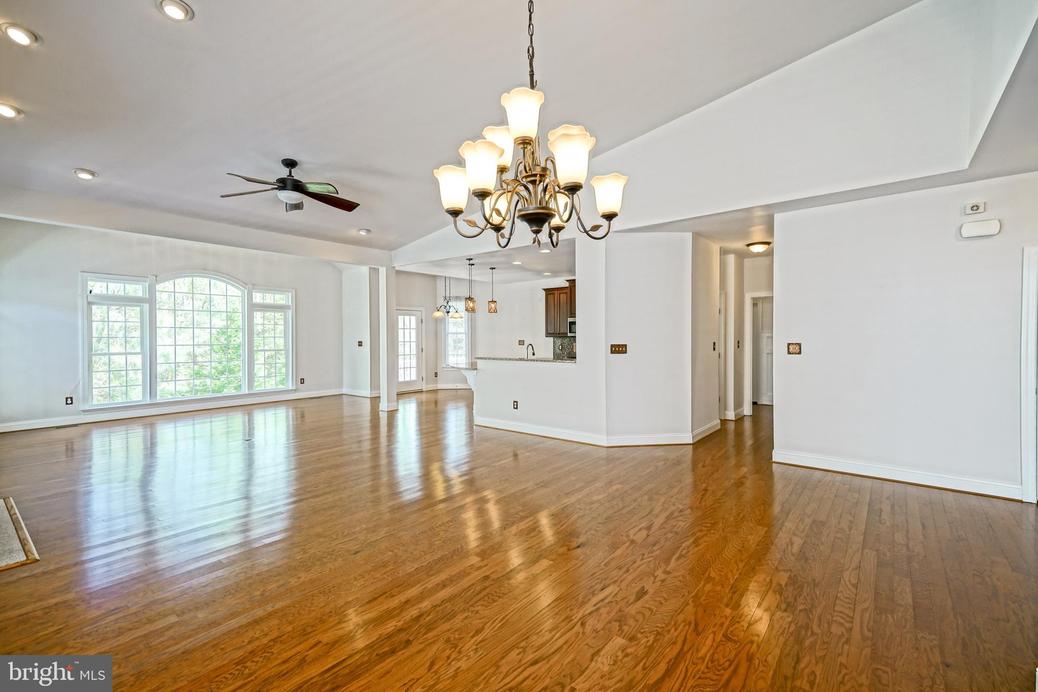 BAY CROSSING - Residential