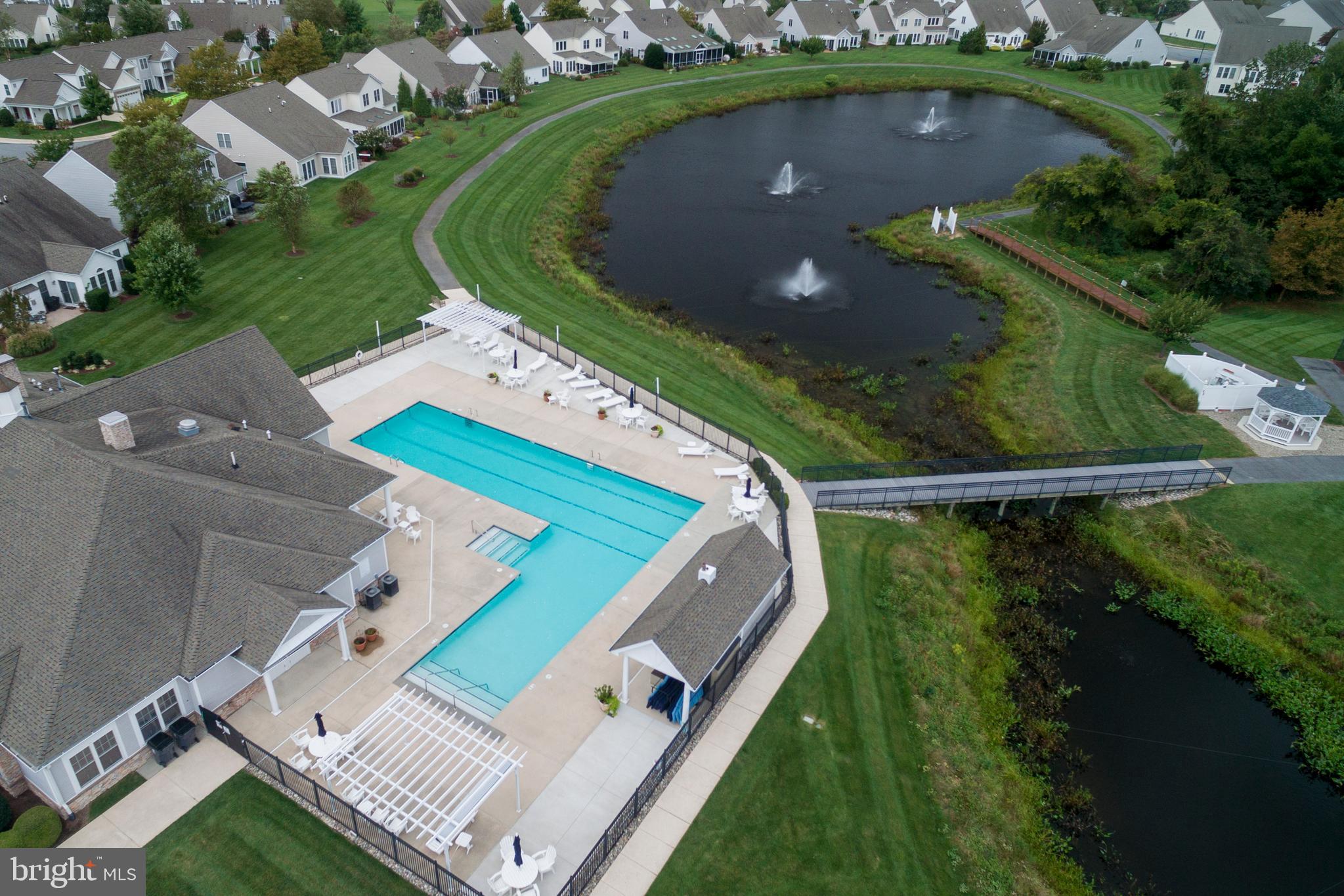 BAY CROSSING - Residential
