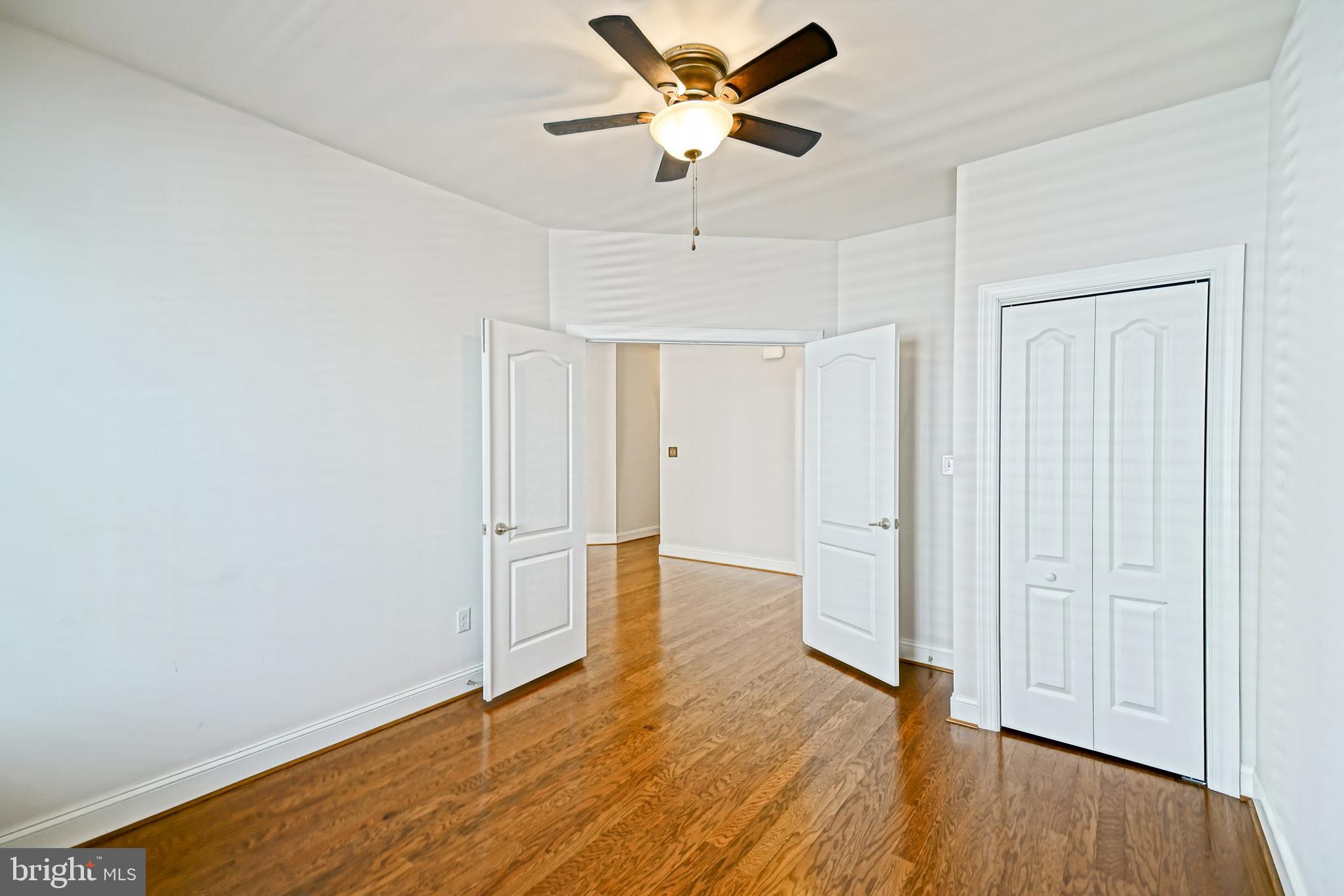 BAY CROSSING - Residential