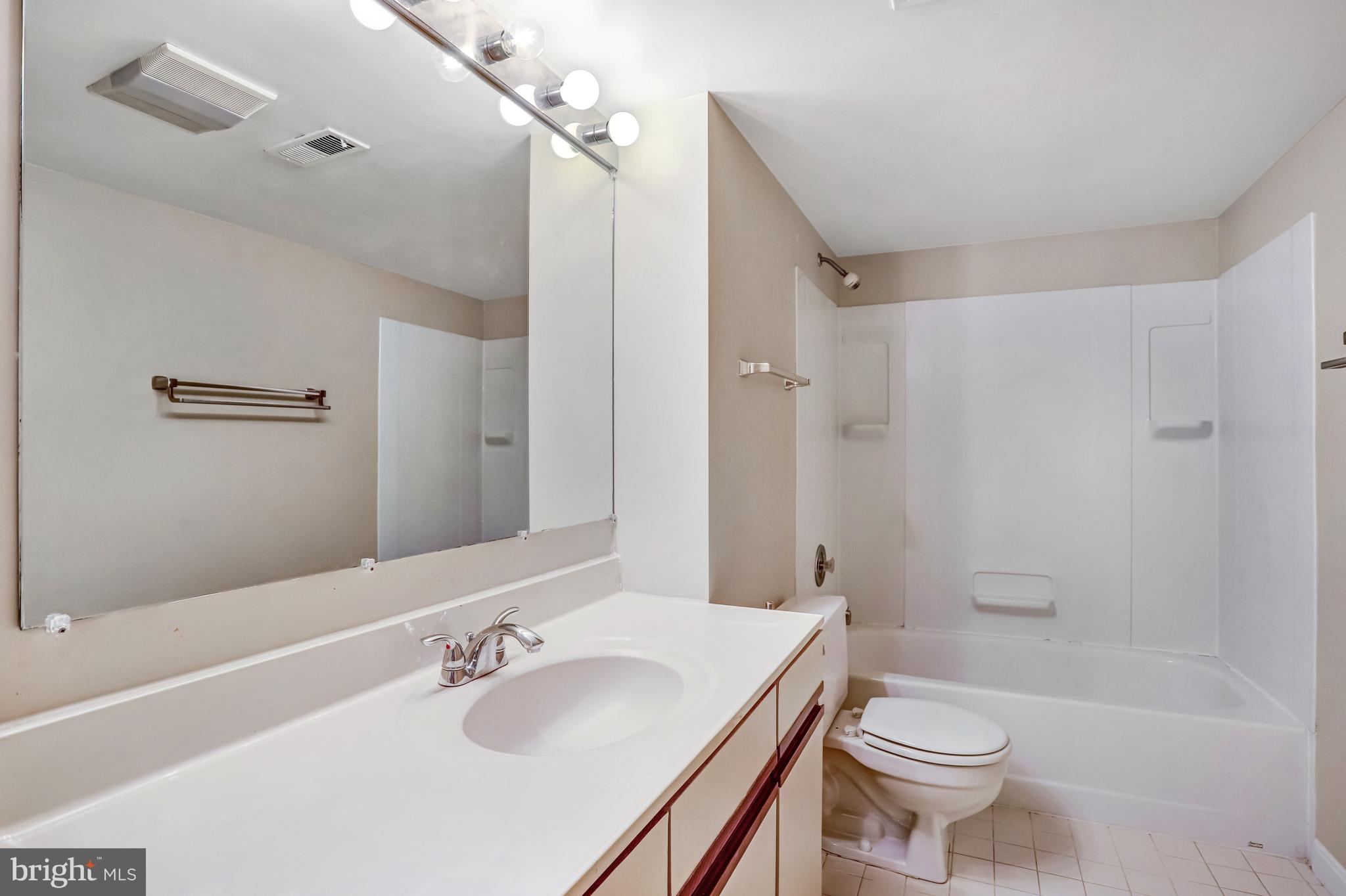 LAKEPORT - Residential