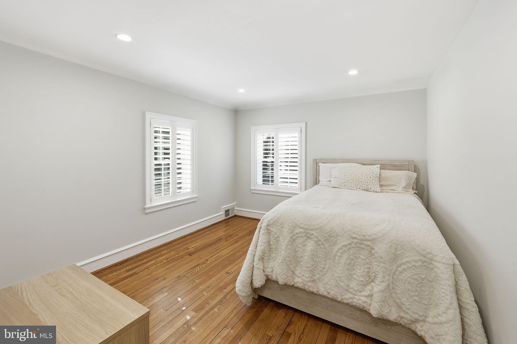 WYNNEWOOD - Residential
