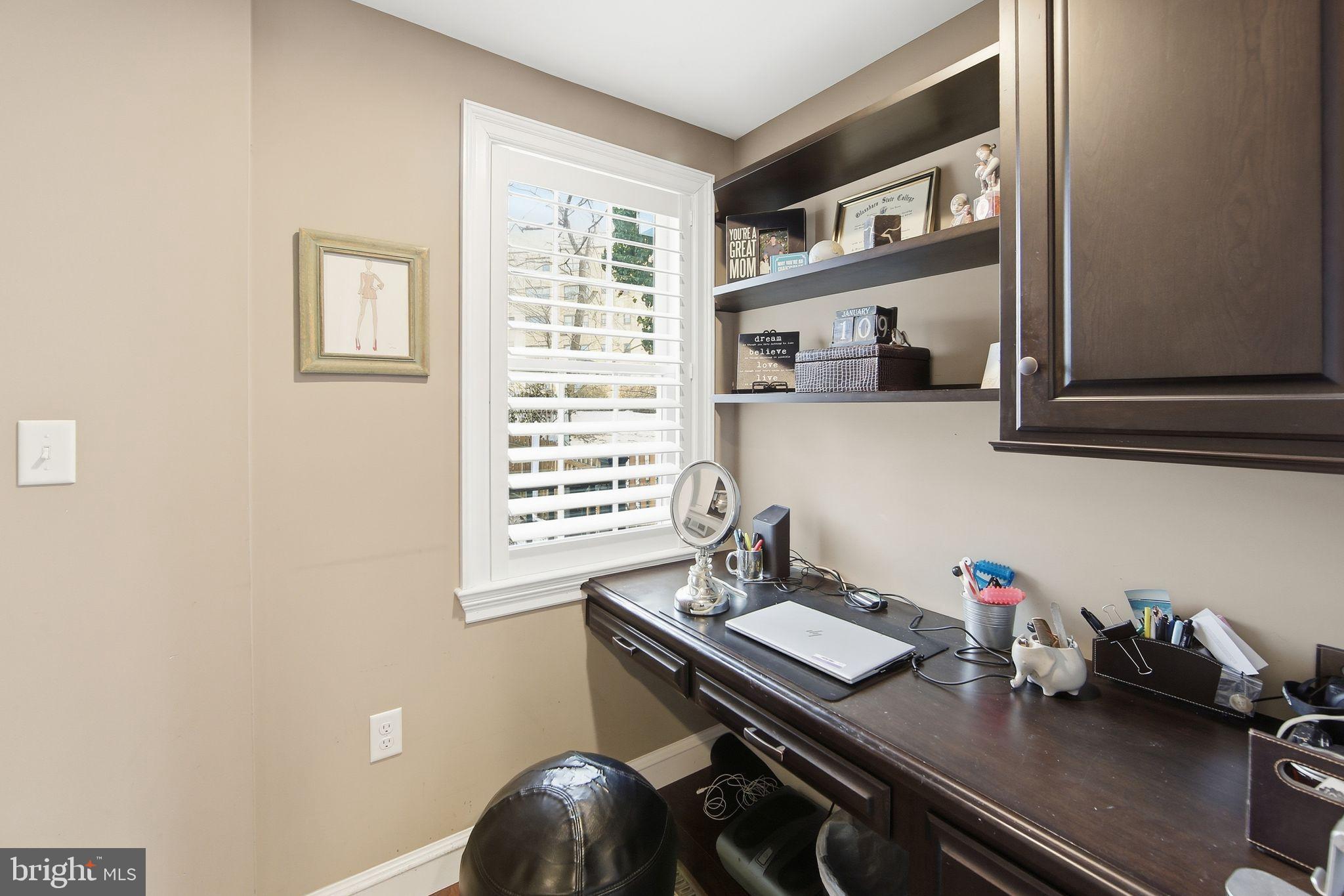WYNNEWOOD - Residential