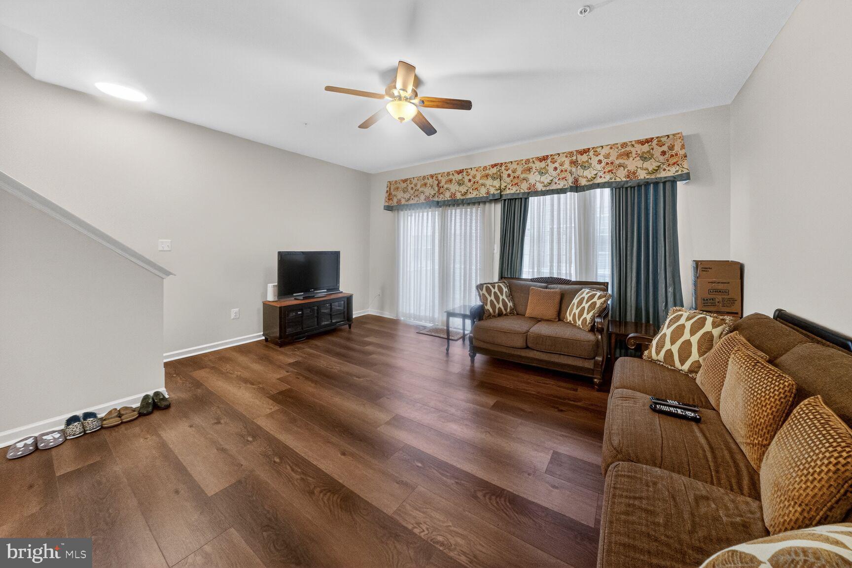 WOODLAKE TOWNS CODM - Residential