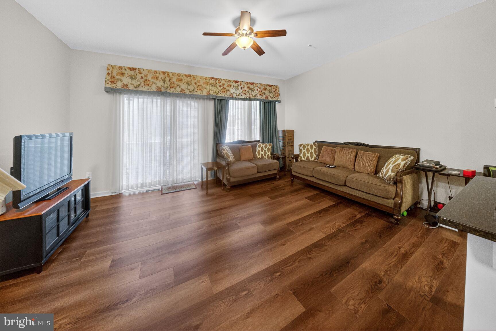 WOODLAKE TOWNS CODM - Residential