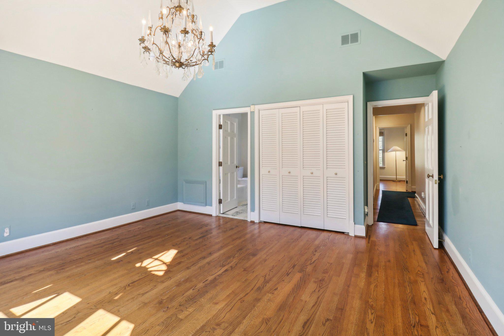 SPRINGFIELD FARMS - Residential