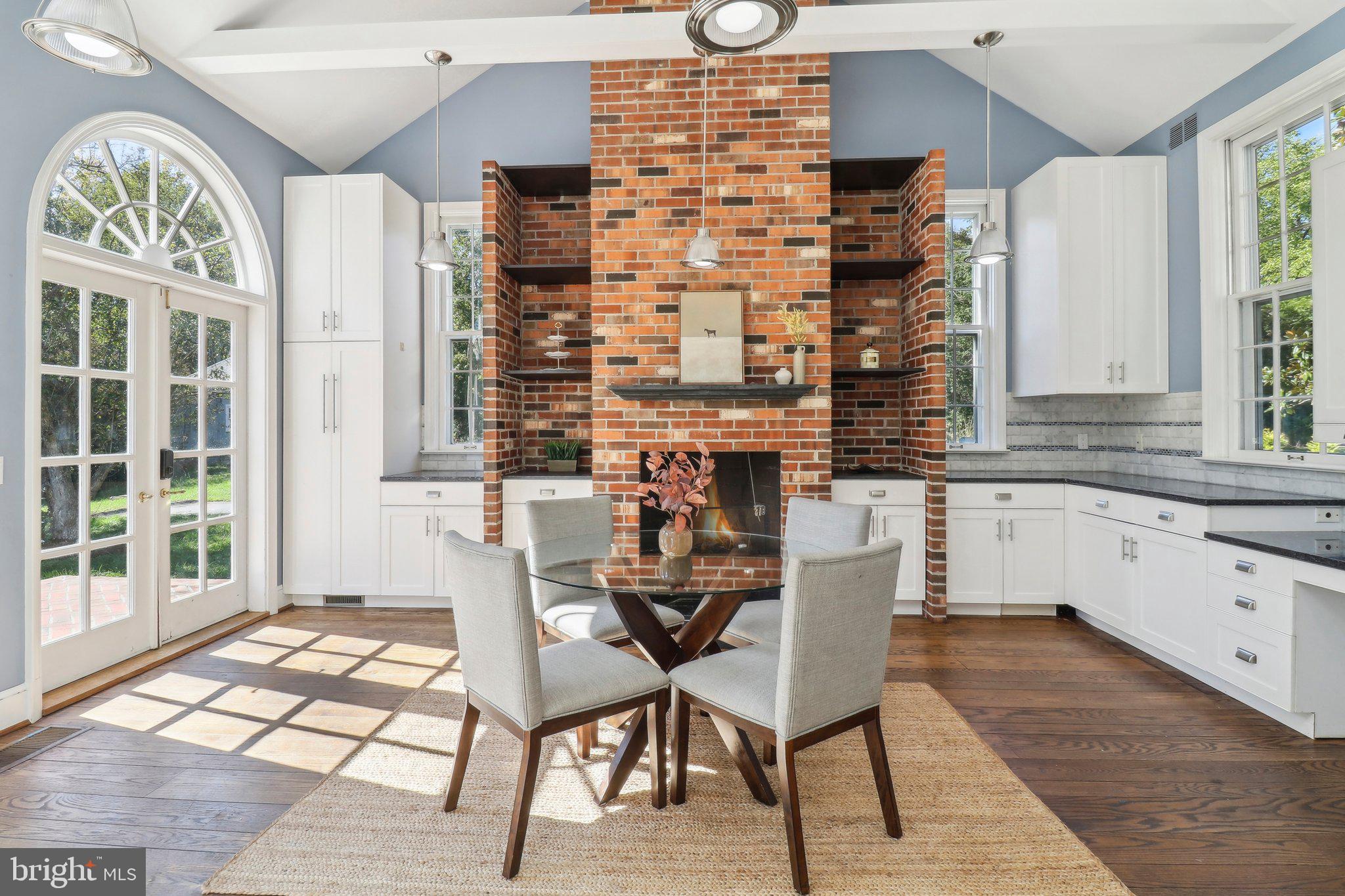 SPRINGFIELD FARMS - Residential