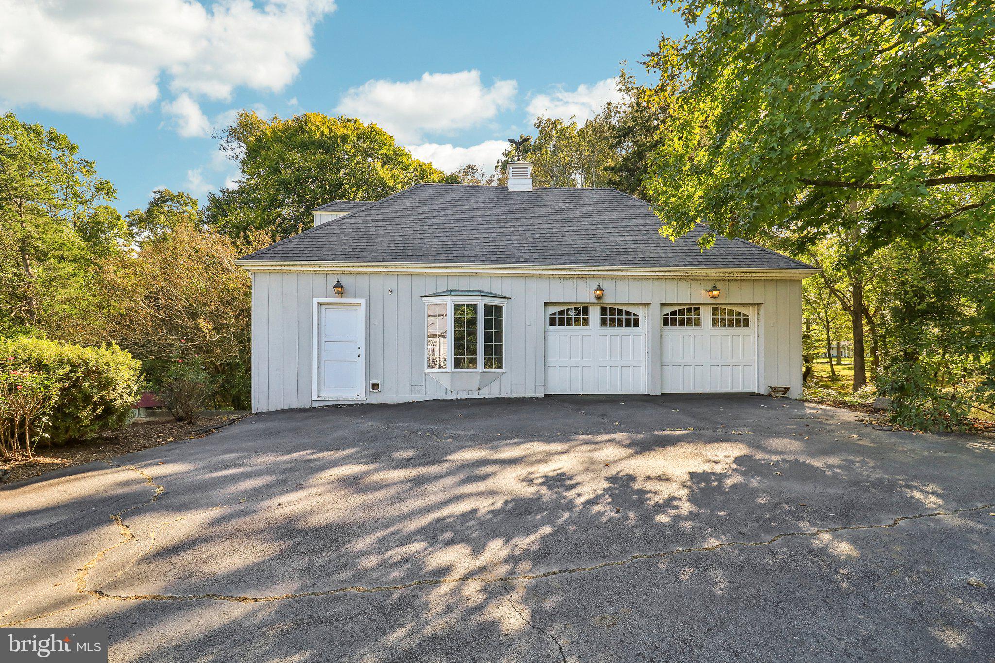 SPRINGFIELD FARMS - Residential