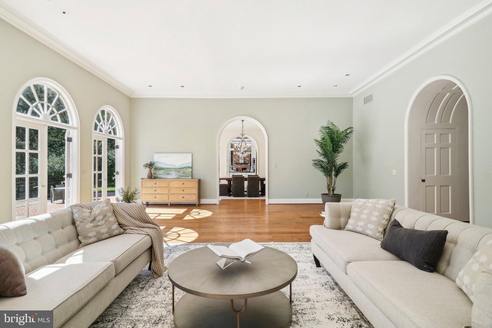 SPRINGFIELD FARMS - Residential