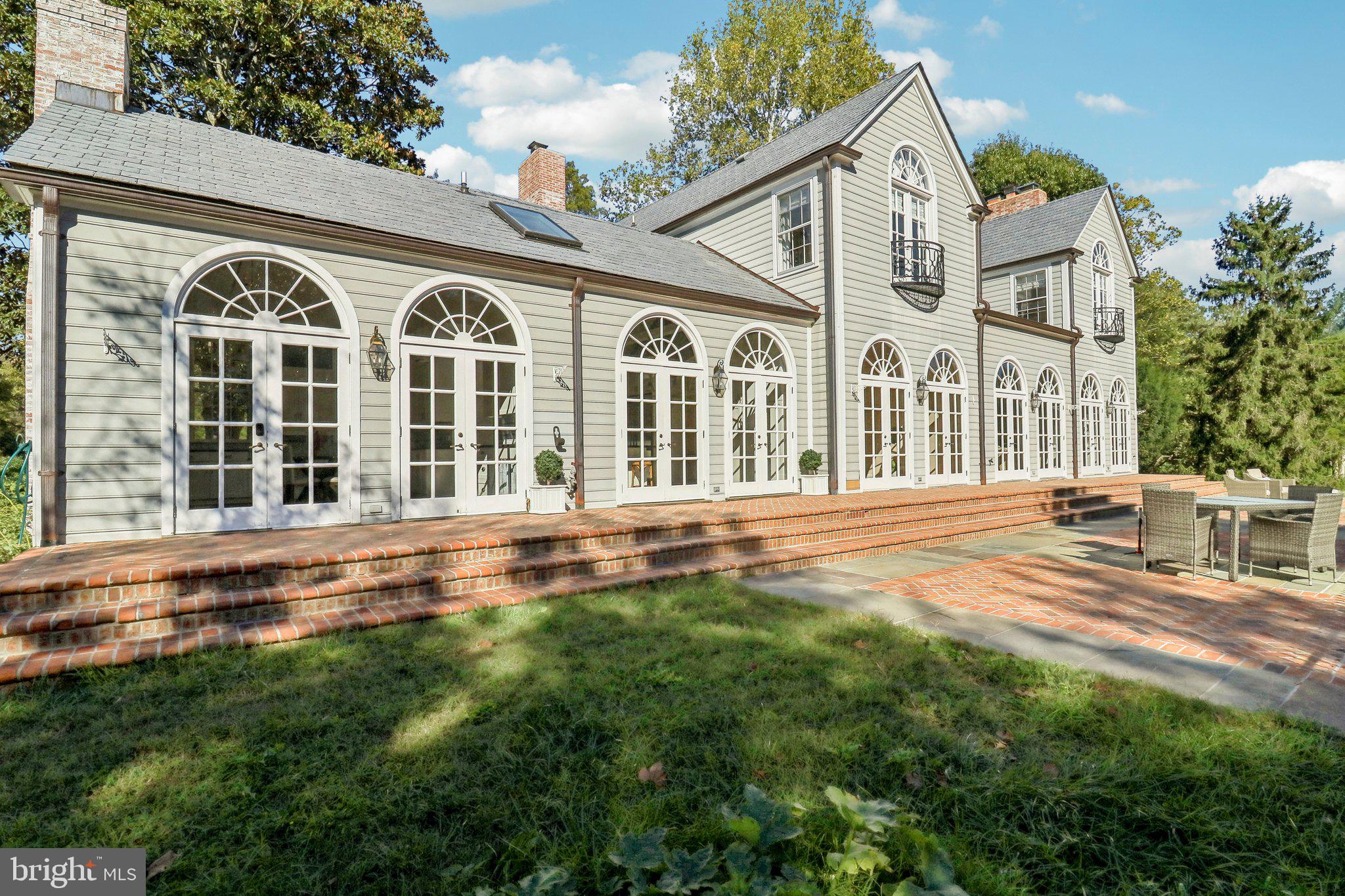 SPRINGFIELD FARMS - Residential