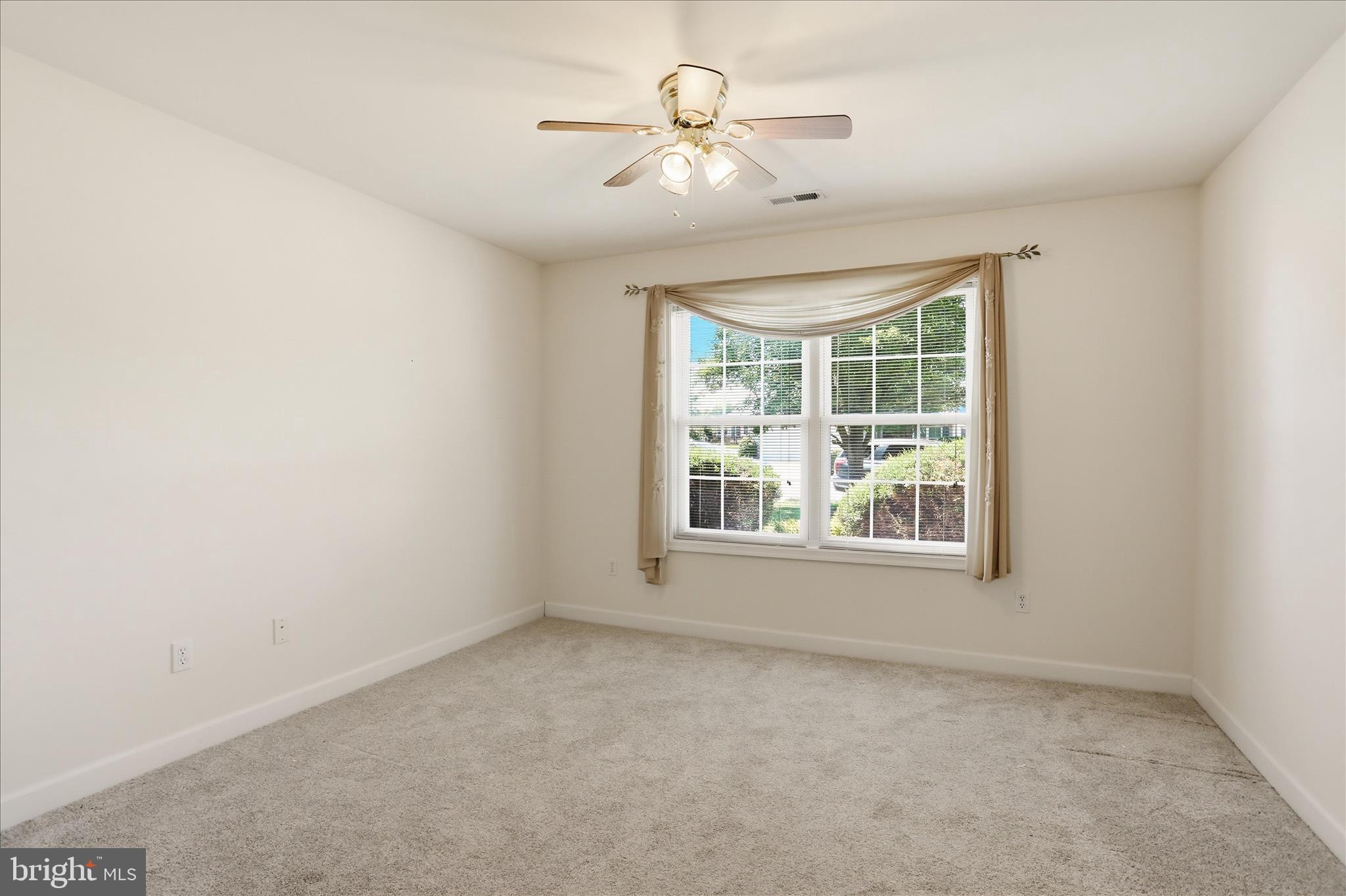 AUTUMN GLEN - Residential
