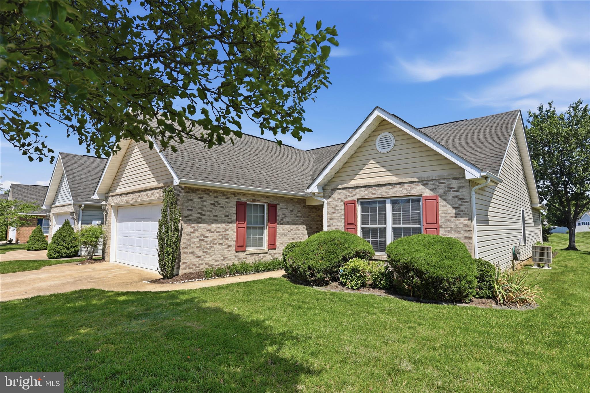 AUTUMN GLEN - Residential
