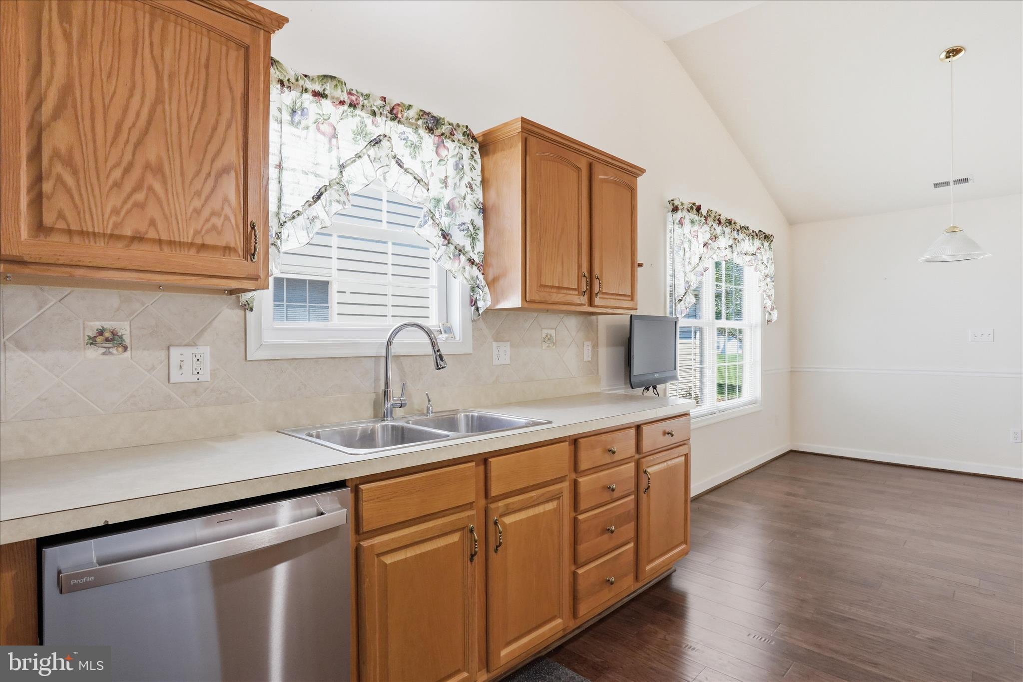 AUTUMN GLEN - Residential