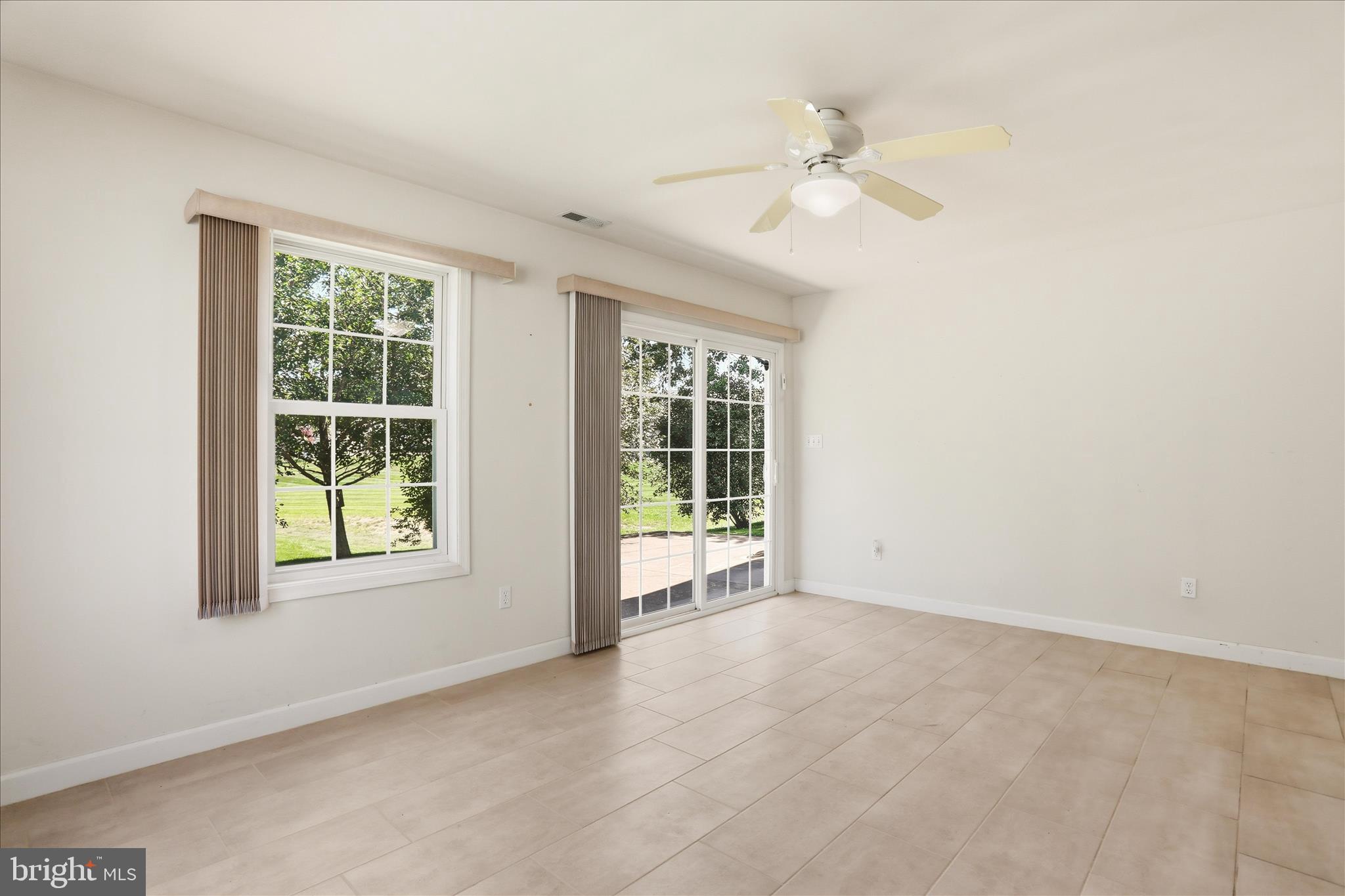 AUTUMN GLEN - Residential