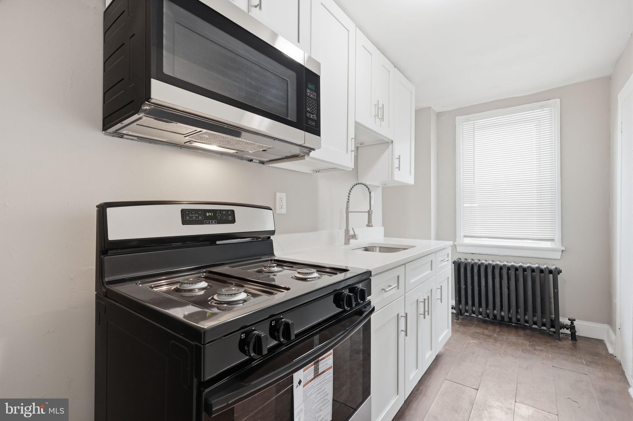 PORT RICHMOND - Residential