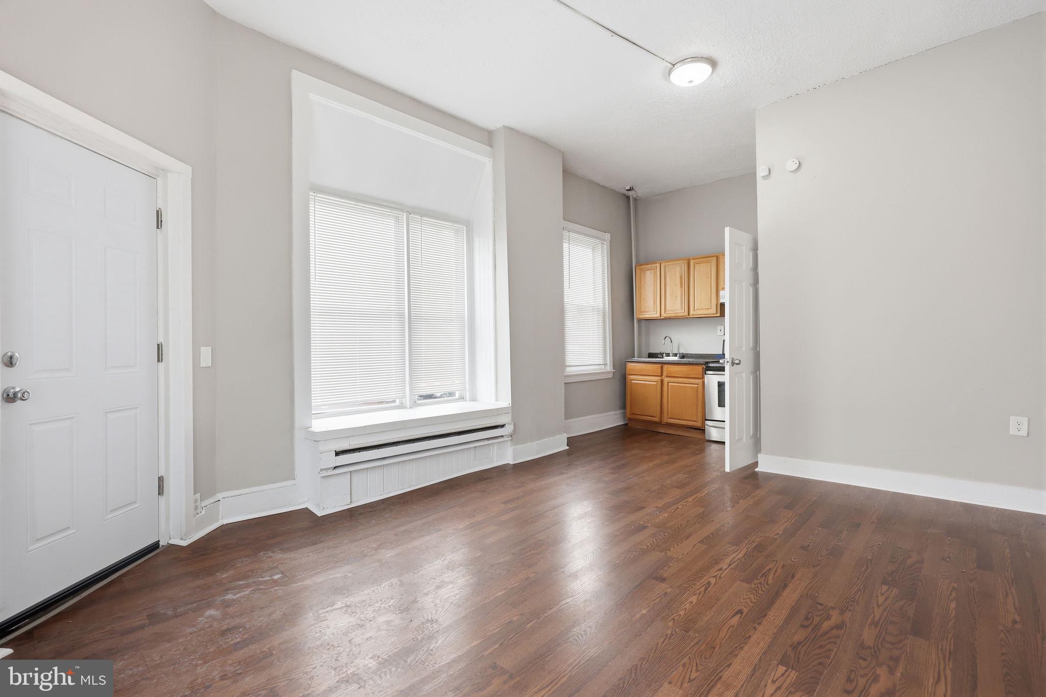 PORT RICHMOND - Residential