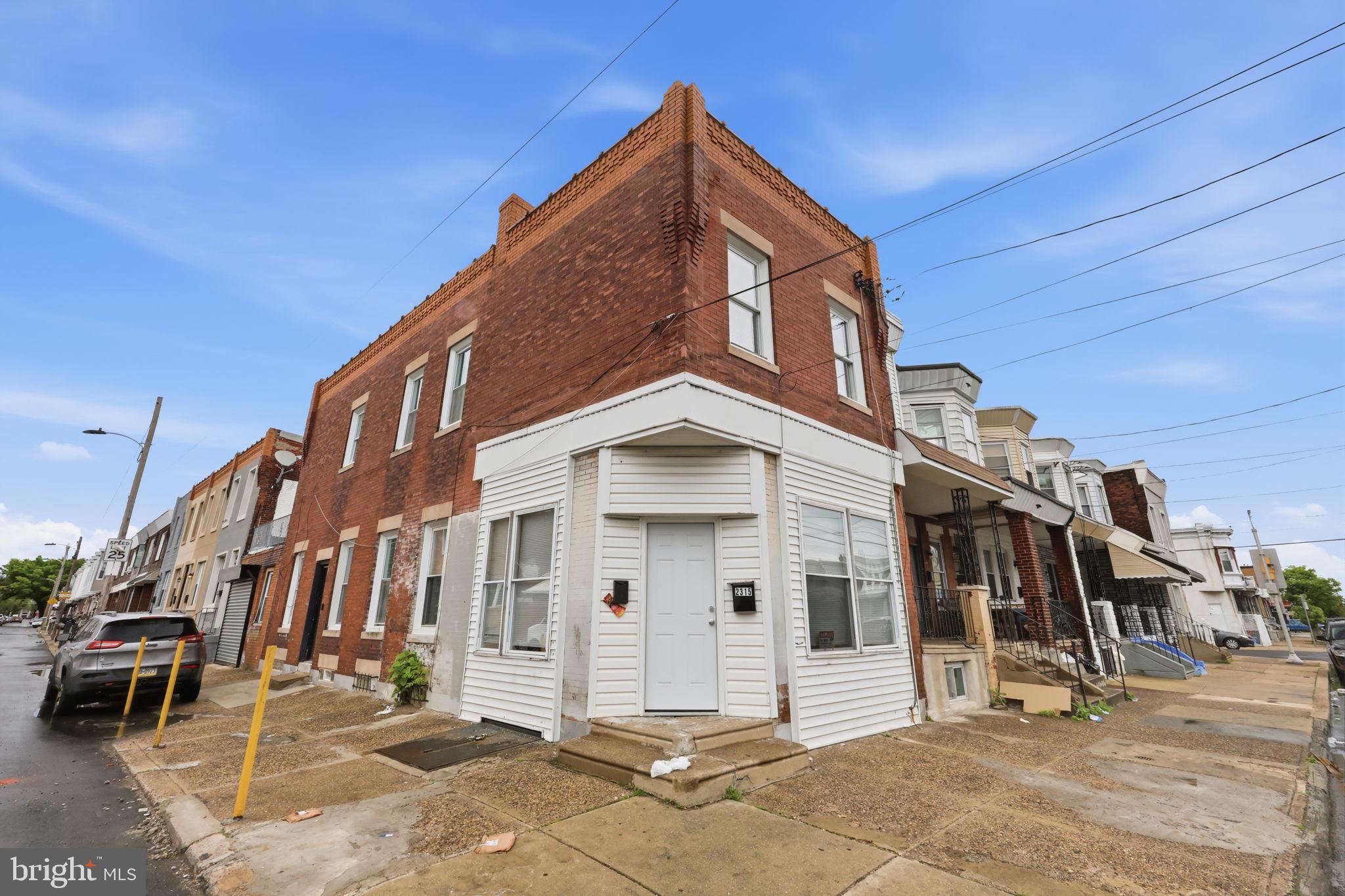 PORT RICHMOND - Residential