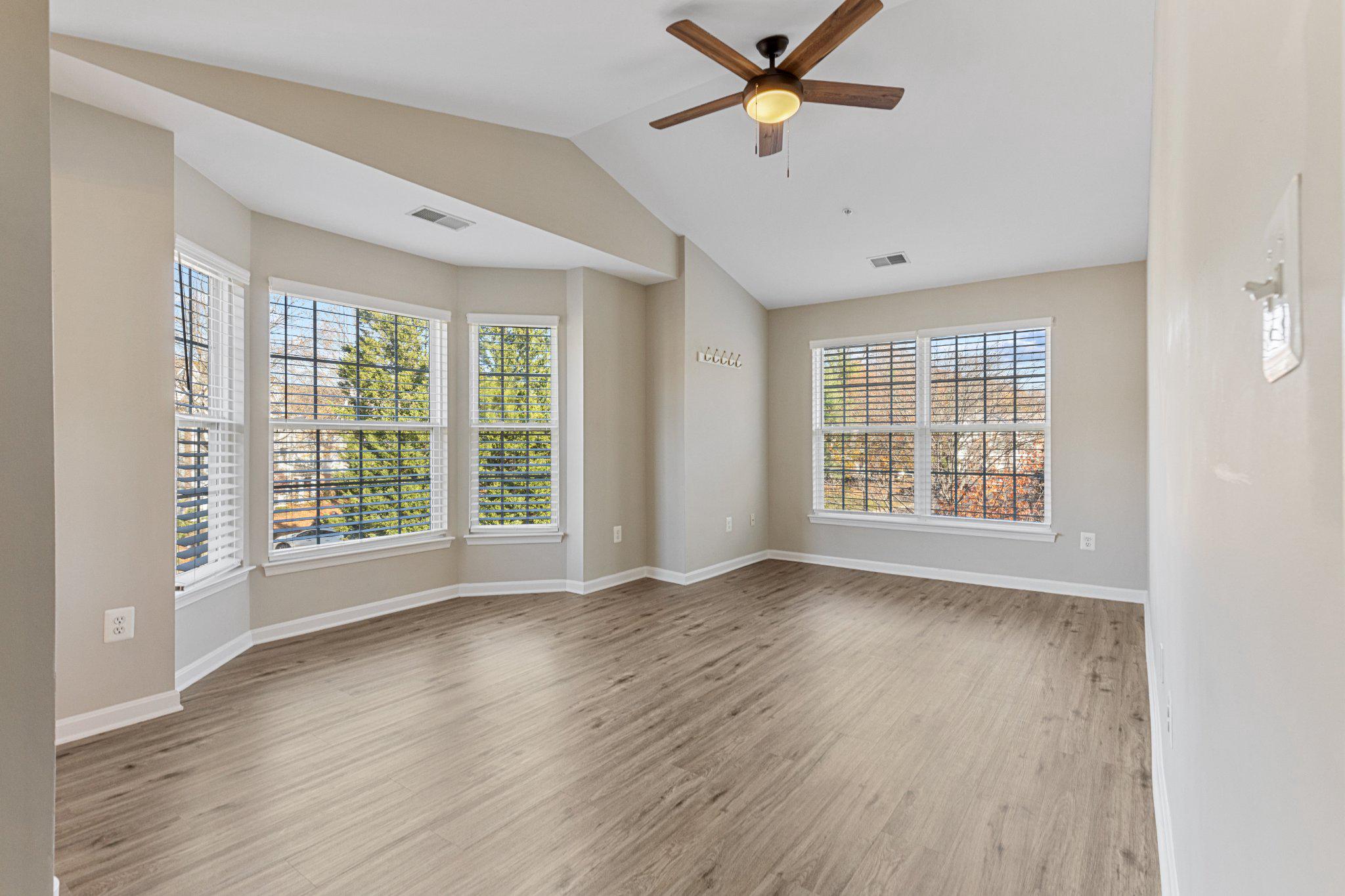 TIDEWATER COLONY - Residential