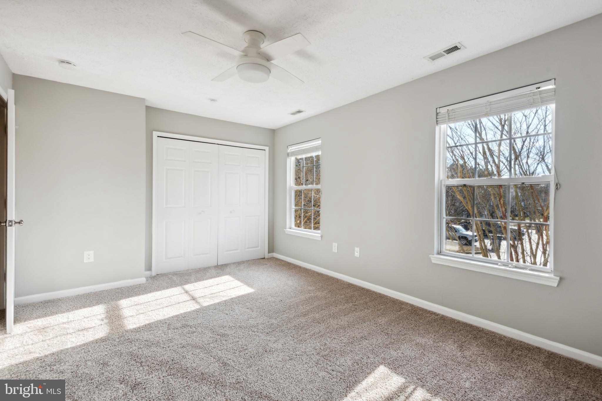 LAUREL GLEN - Residential