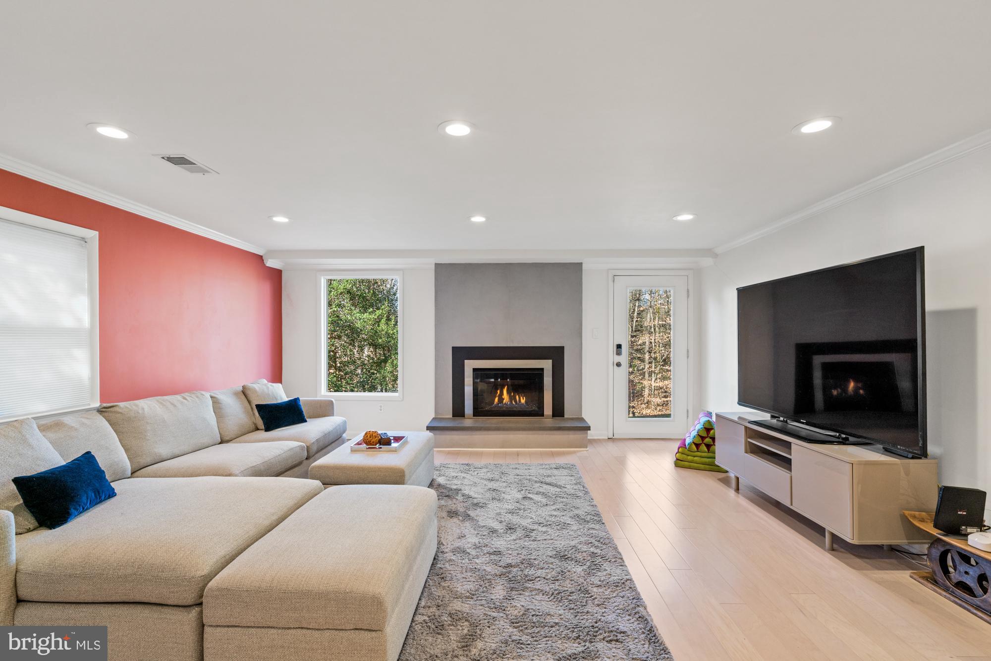 WOODHAVEN - Residential
