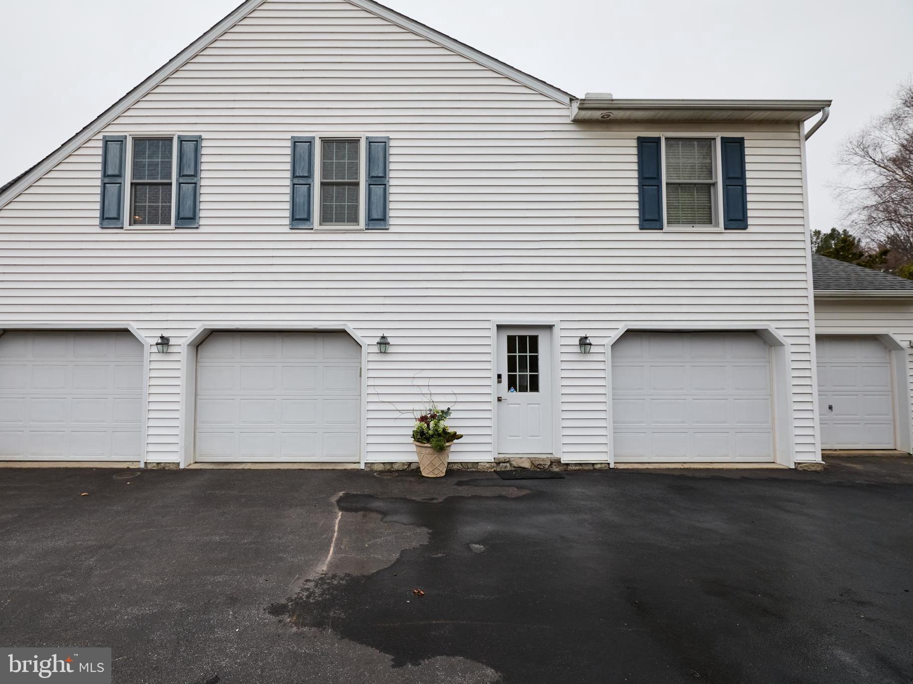 BLOSSOM HILL - Residential