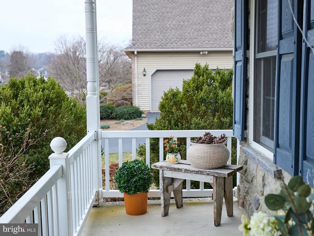 BLOSSOM HILL - Residential