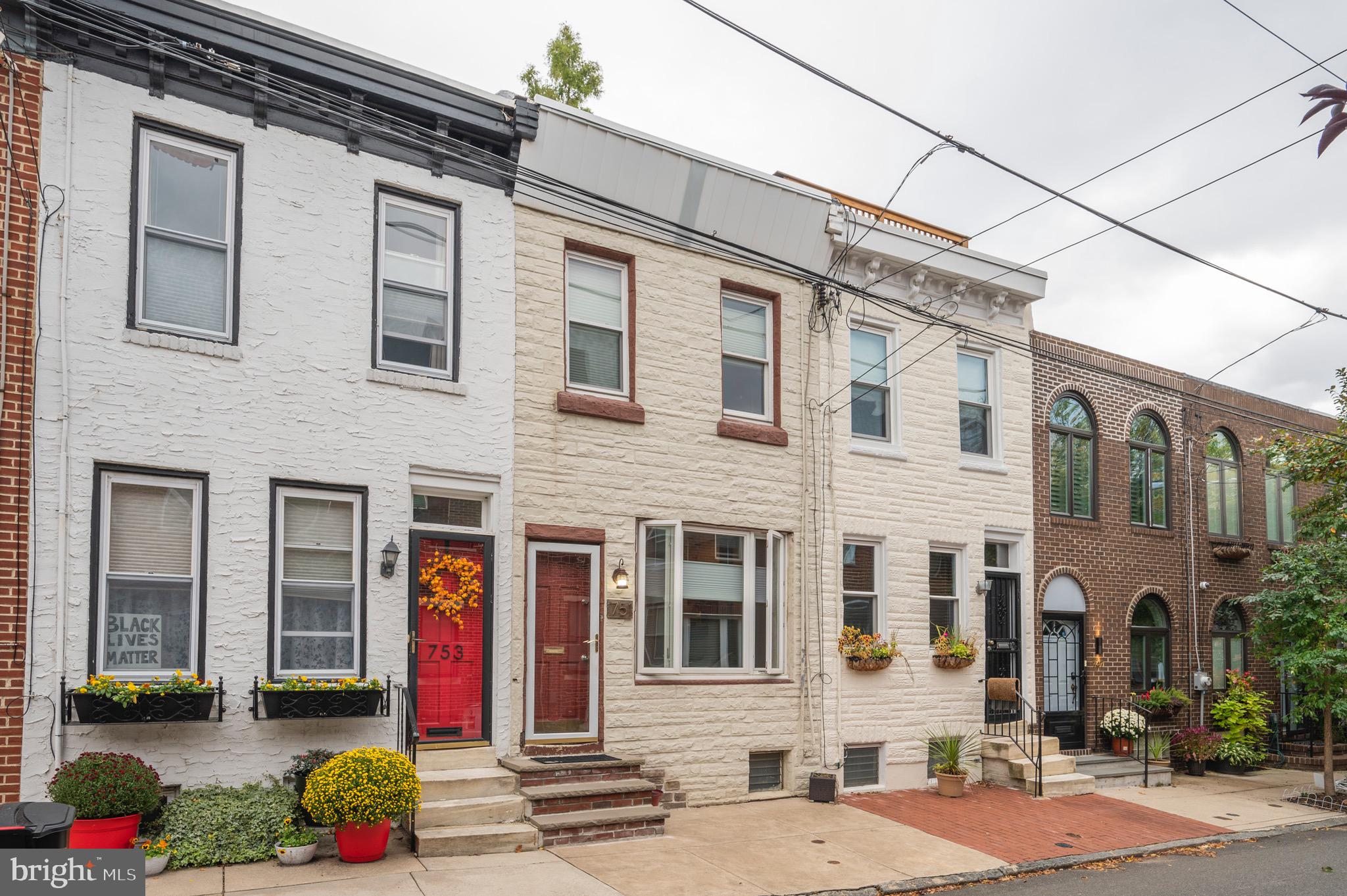 FAIRMOUNT - Residential Lease