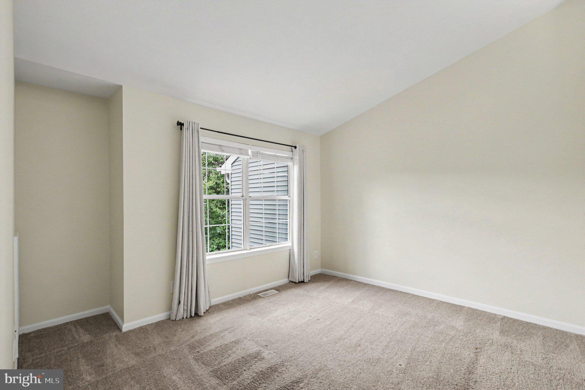 SPRINGHILL TOWNHOME - Residential