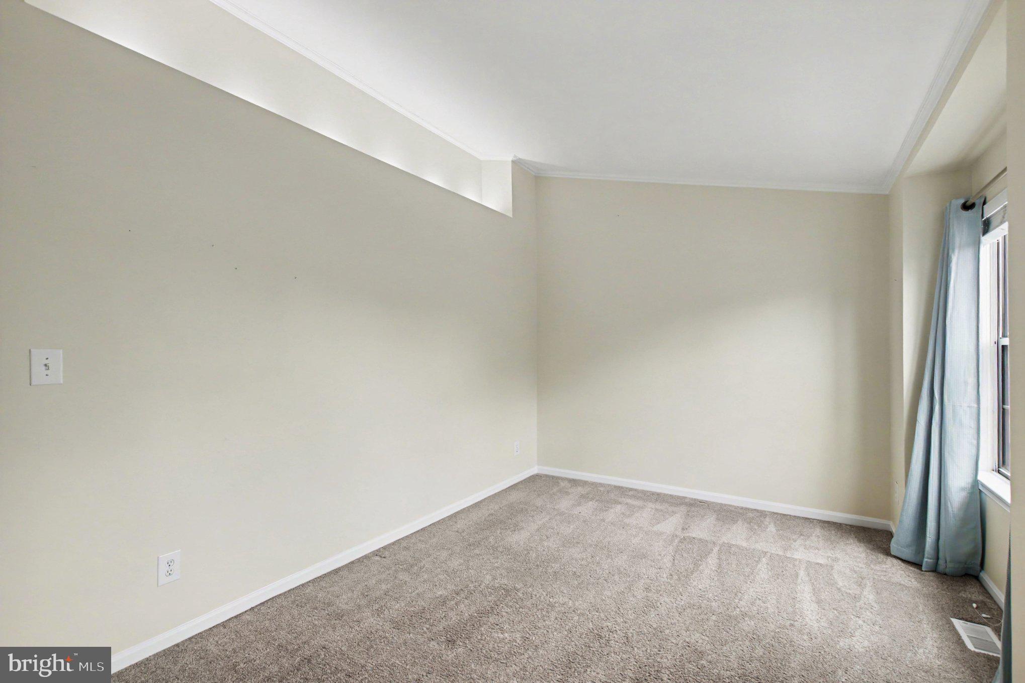 SPRINGHILL TOWNHOME - Residential