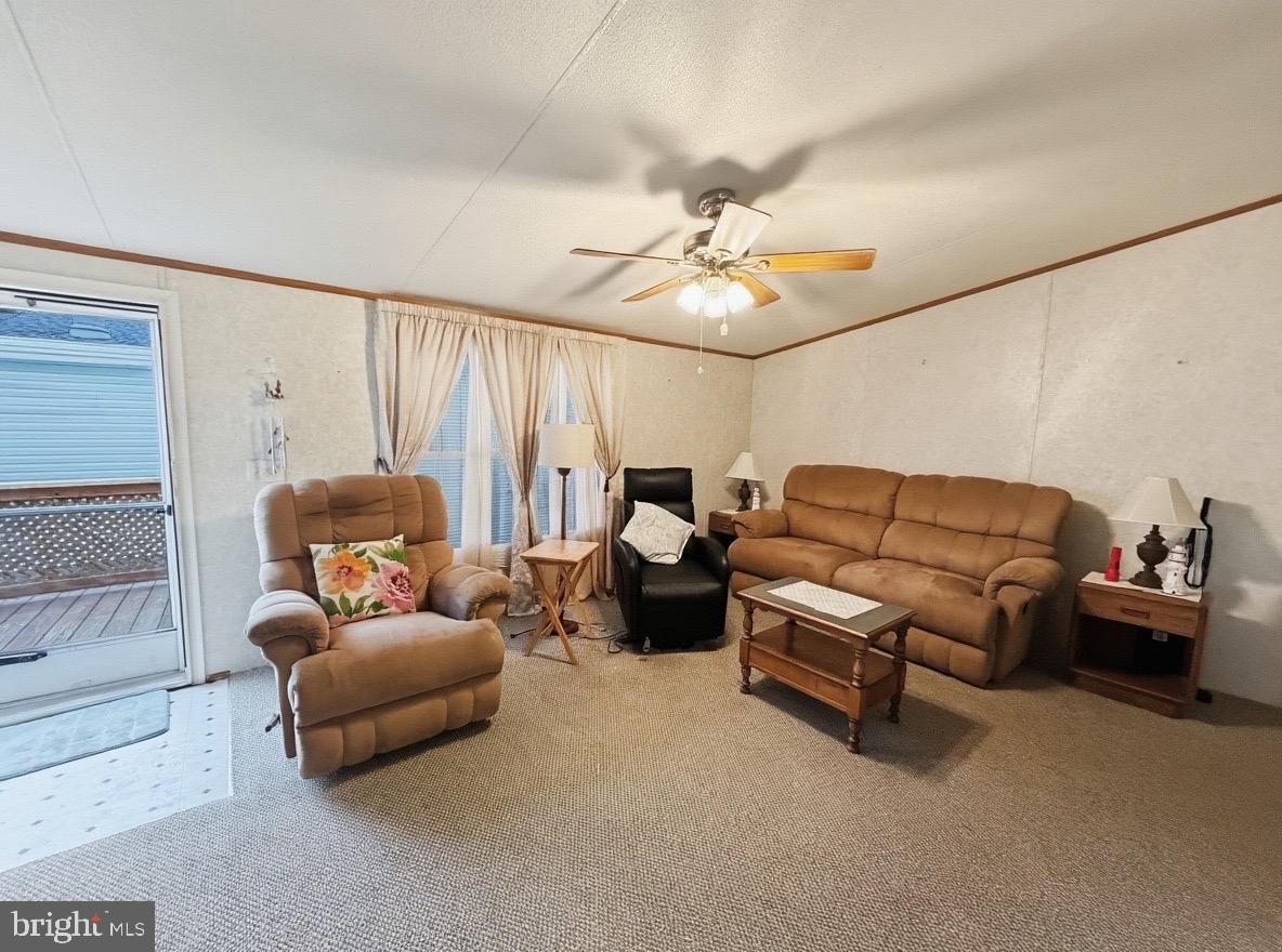 PINEWOOD ACRE - Residential