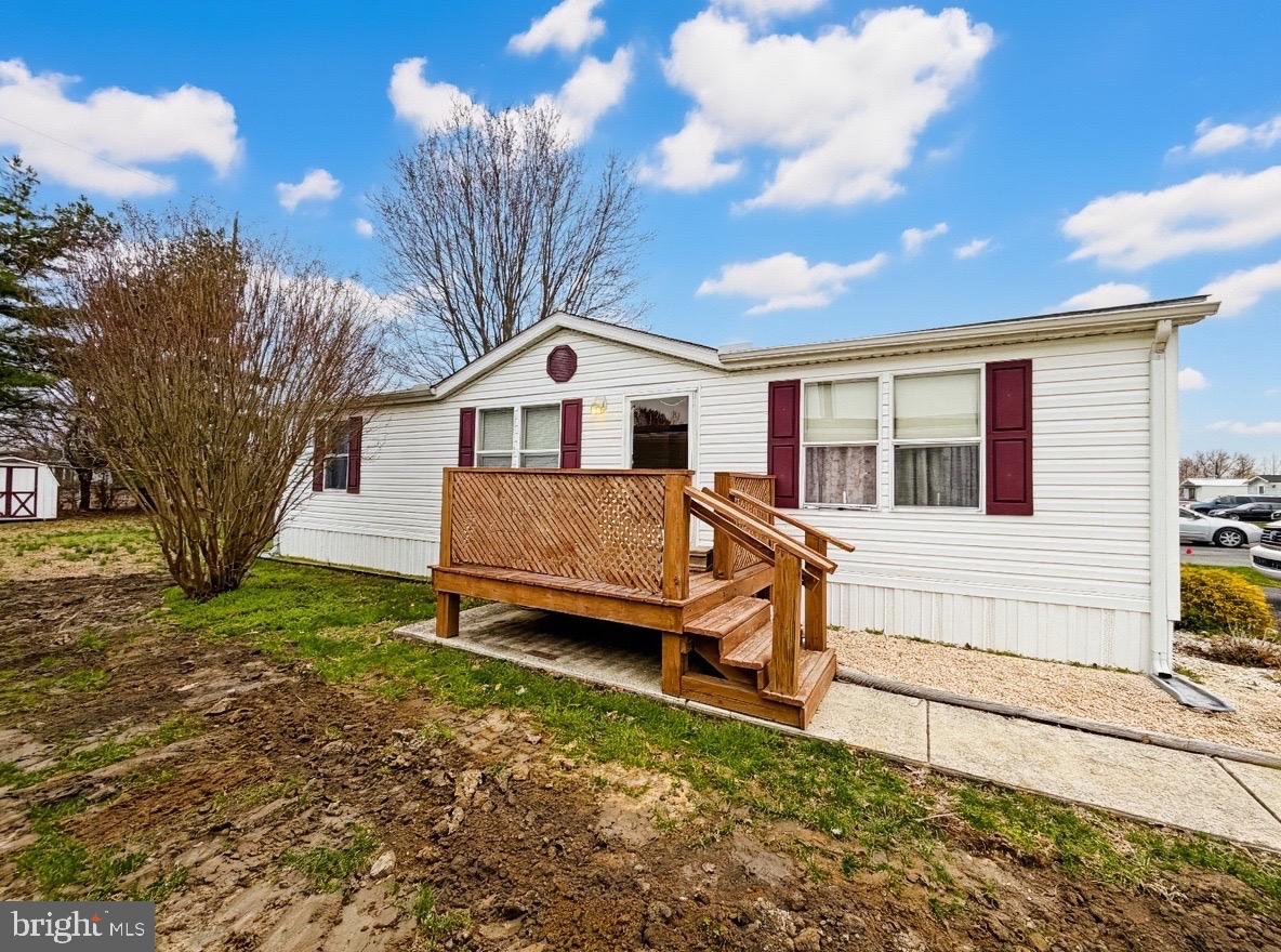 PINEWOOD ACRE - Residential