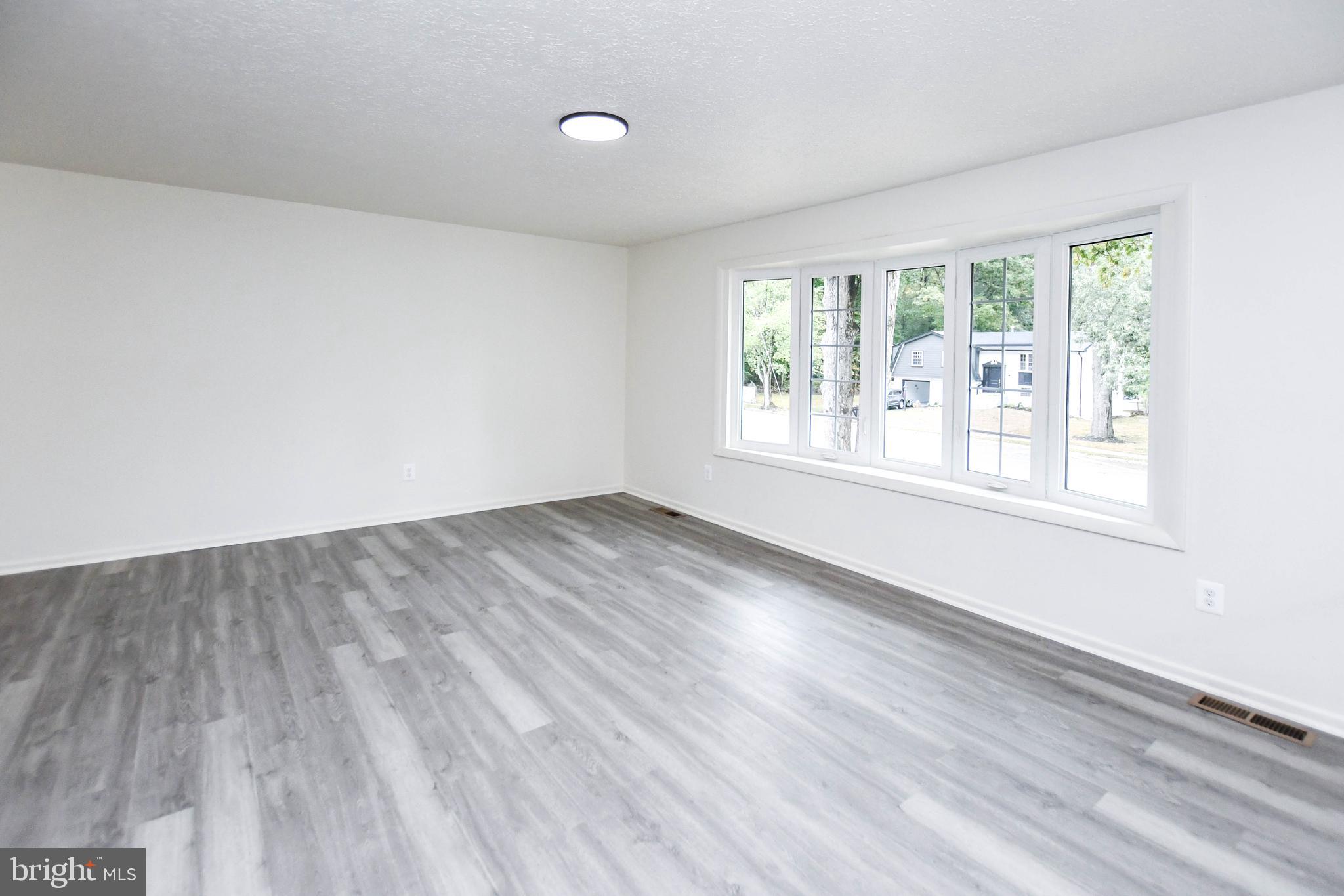 PINEWOOD - Residential