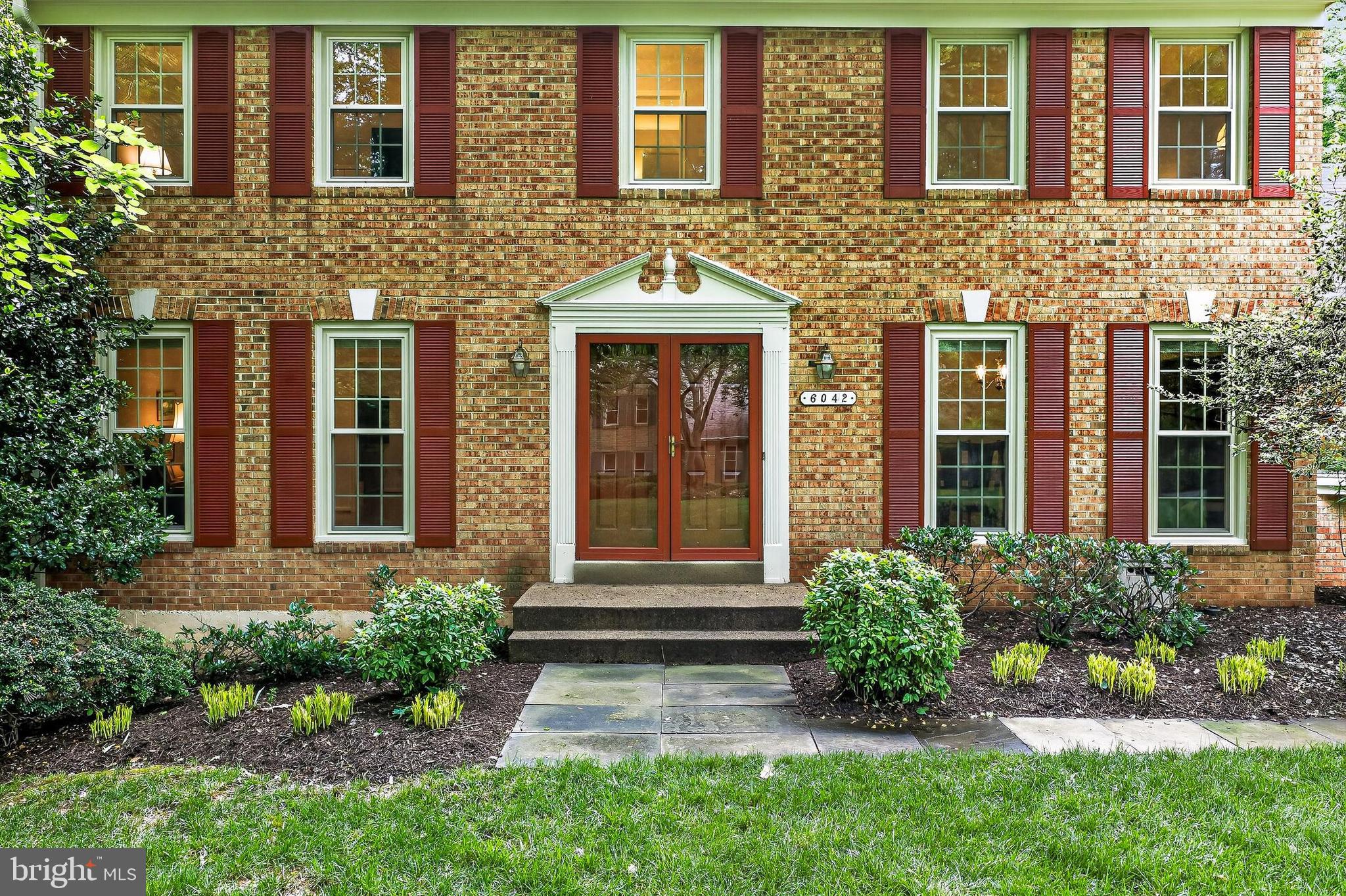 FAIRFAX STATION - Residential