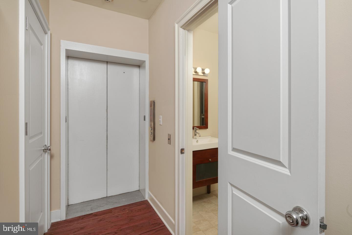 RITTENHOUSE SQUARE - Residential Lease