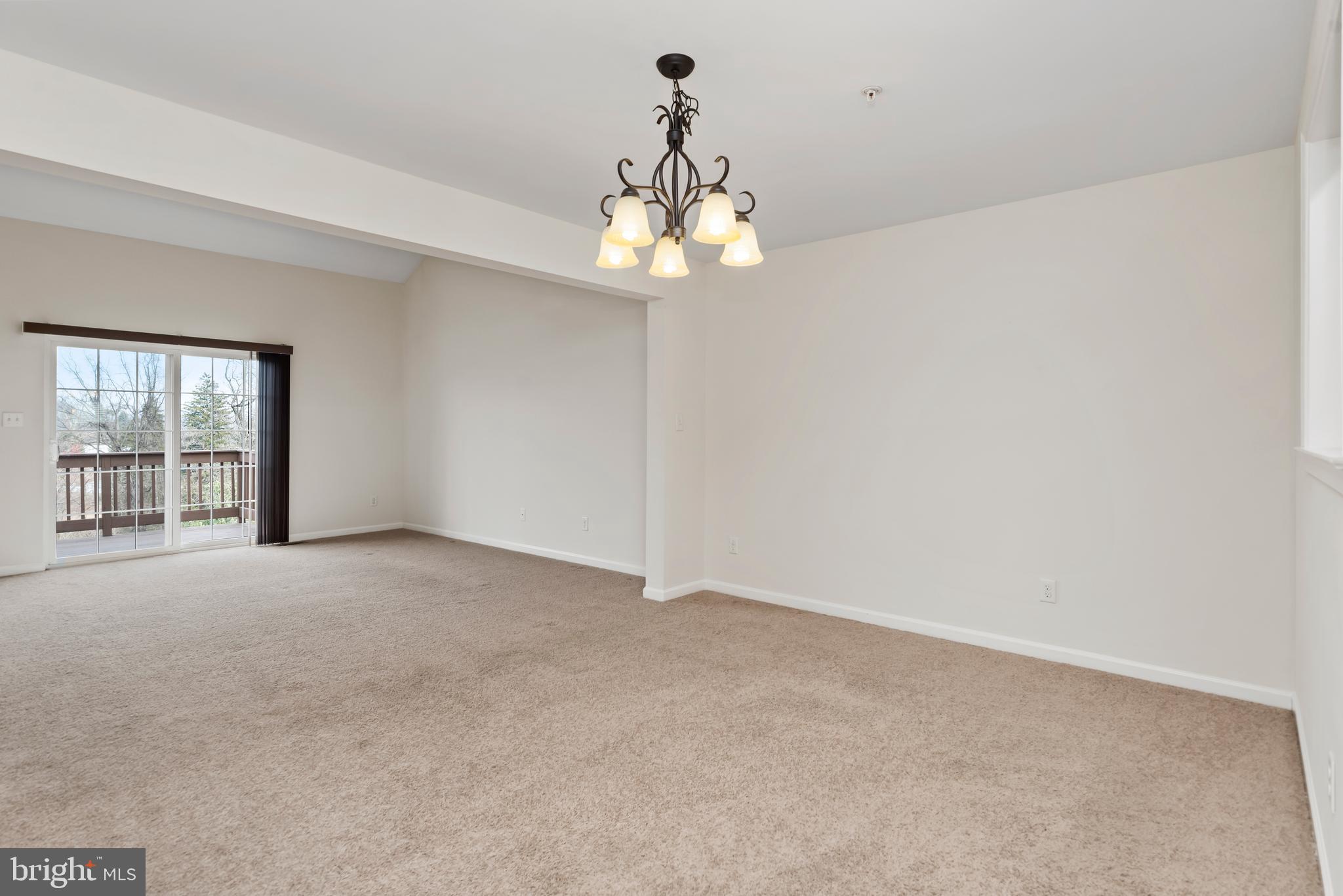 WEATHERSTONE - Residential
