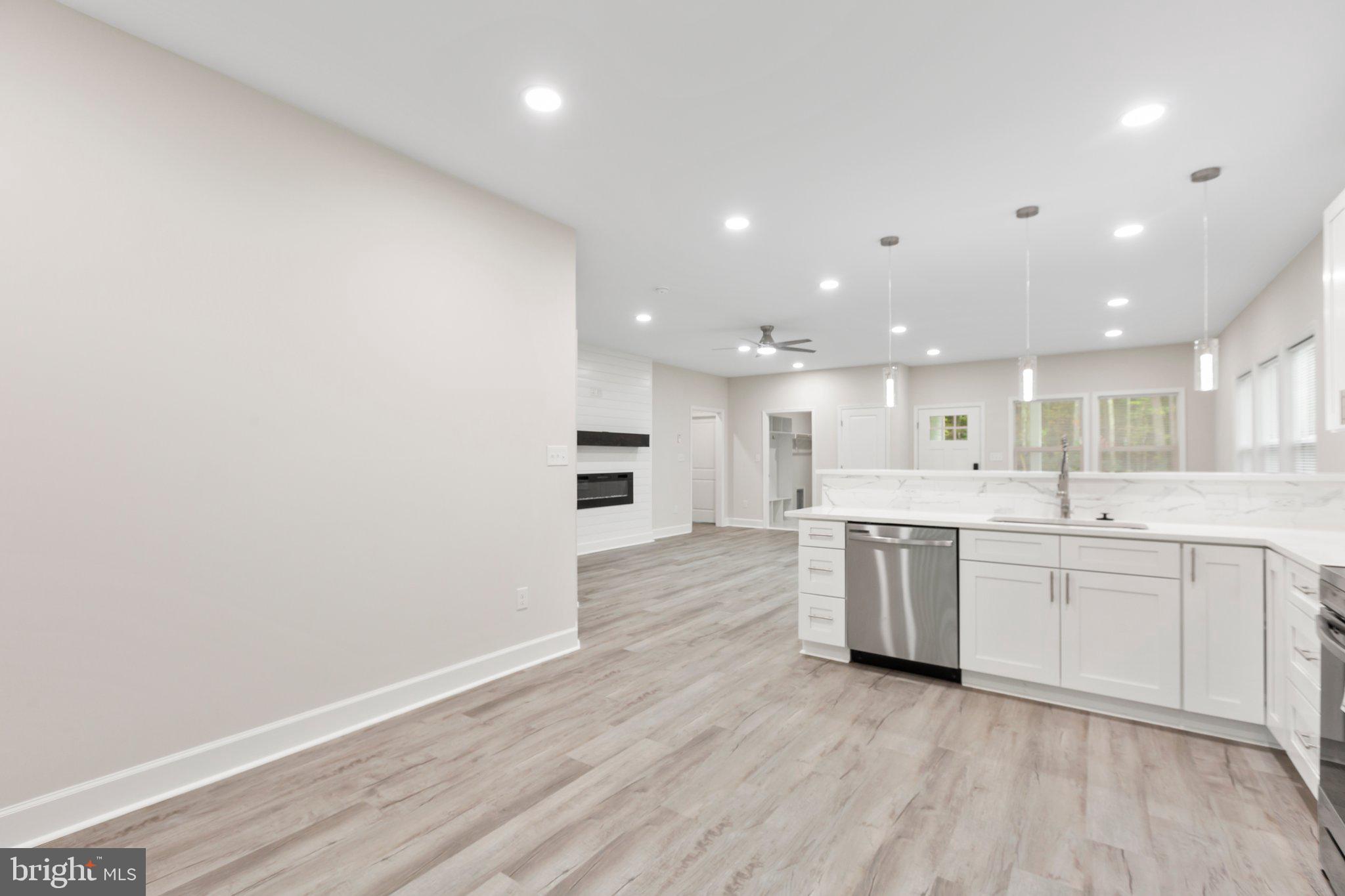 PLACID BAY ESTATES - Residential