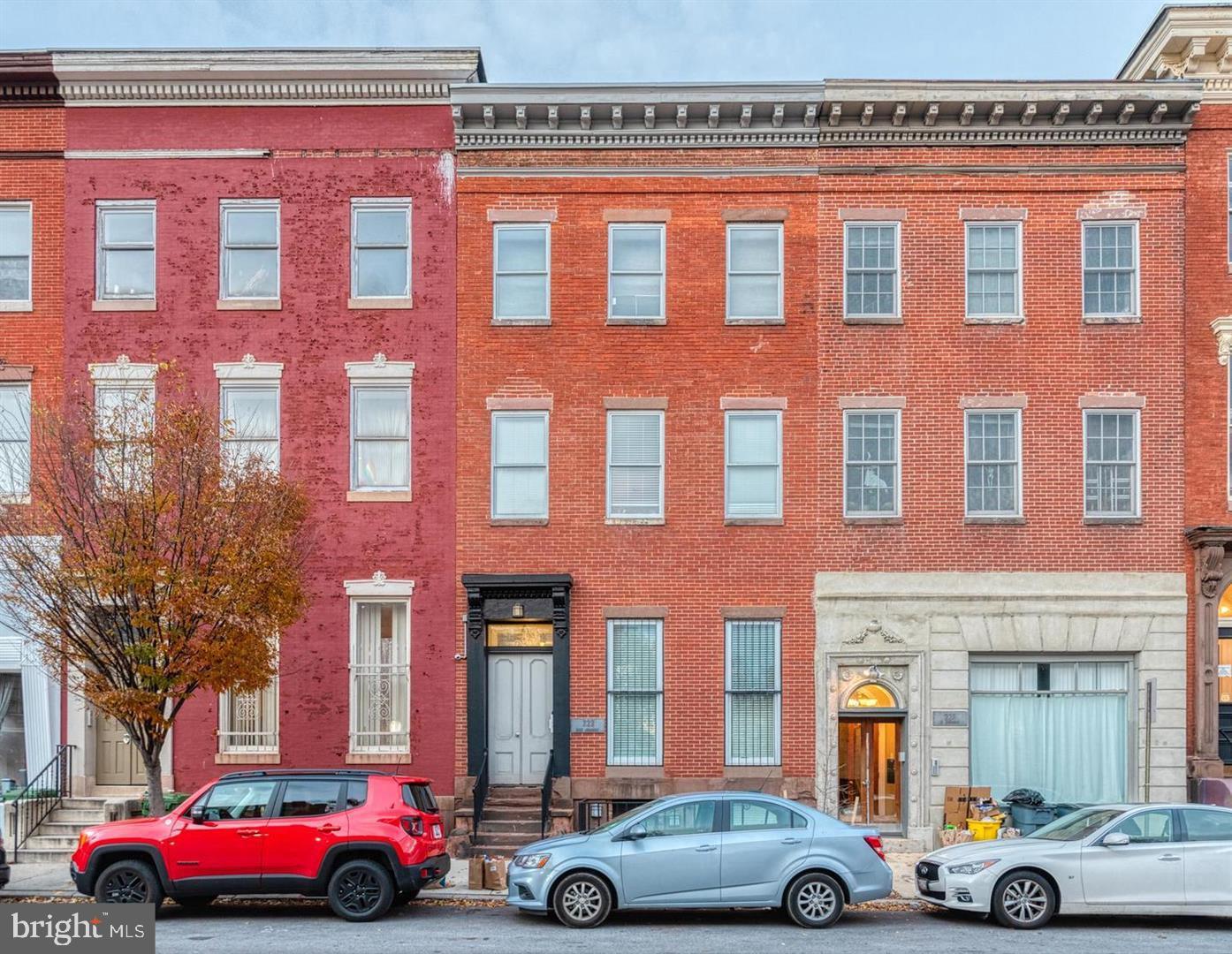 REMARKABLE ONE BEDROOM APT IN MOUNT VERNON. THIS APARTMENT IS IN WALKING DISTANCE TO SCHOOLS, BARS, AND RESTAURANTS, STEPS AWAY FROM THE LIGHT RAIL, PET FRIENDLY. SCHEDULE YOUR SHOWING TODAY!!!!!