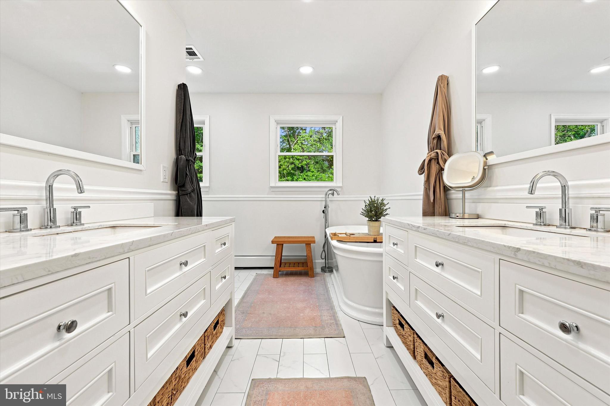 CANTERBURY PARK - Residential