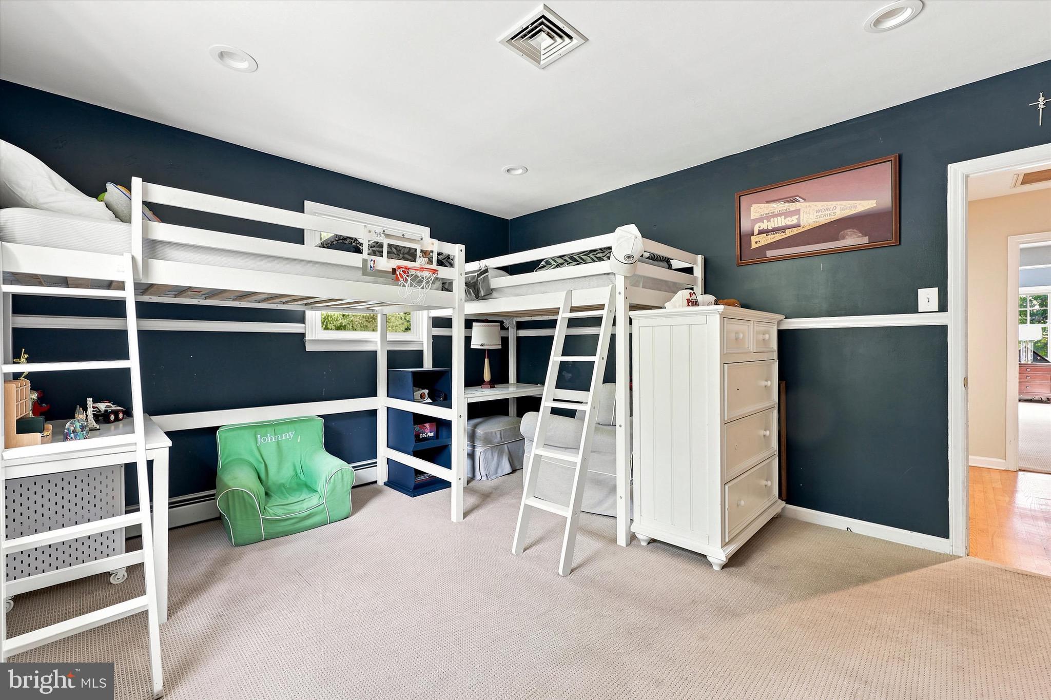 CANTERBURY PARK - Residential