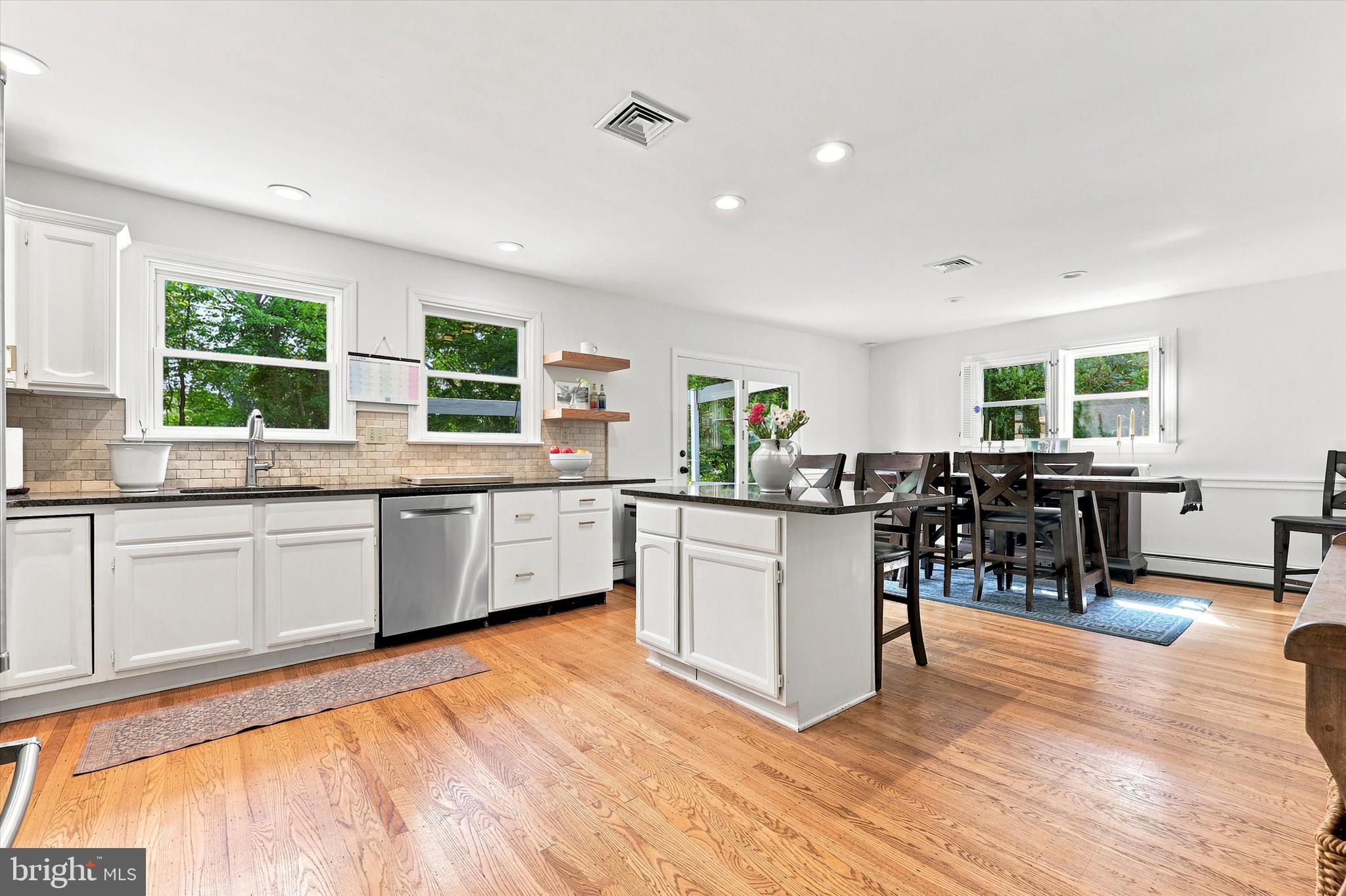 CANTERBURY PARK - Residential
