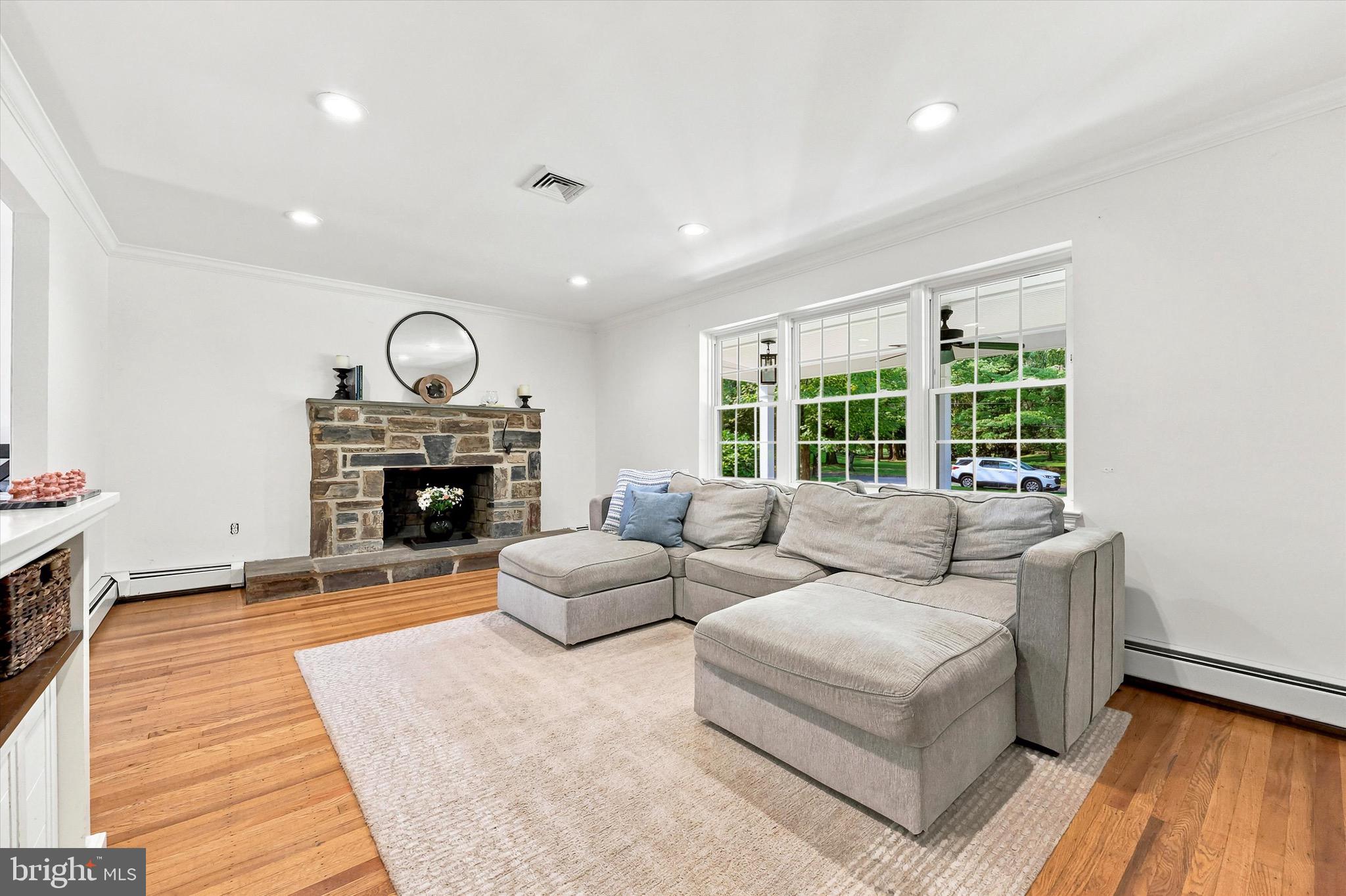 CANTERBURY PARK - Residential