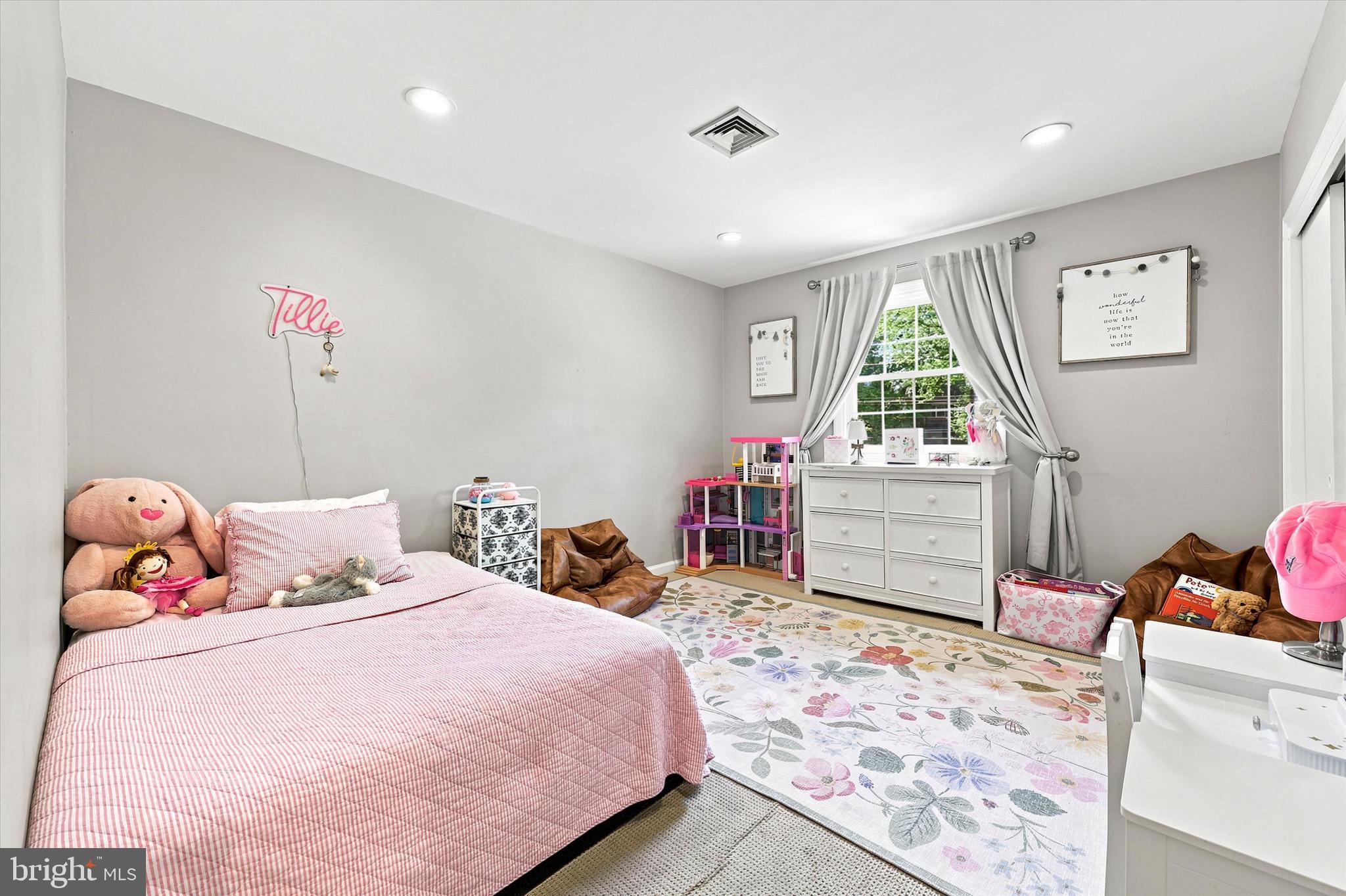 CANTERBURY PARK - Residential