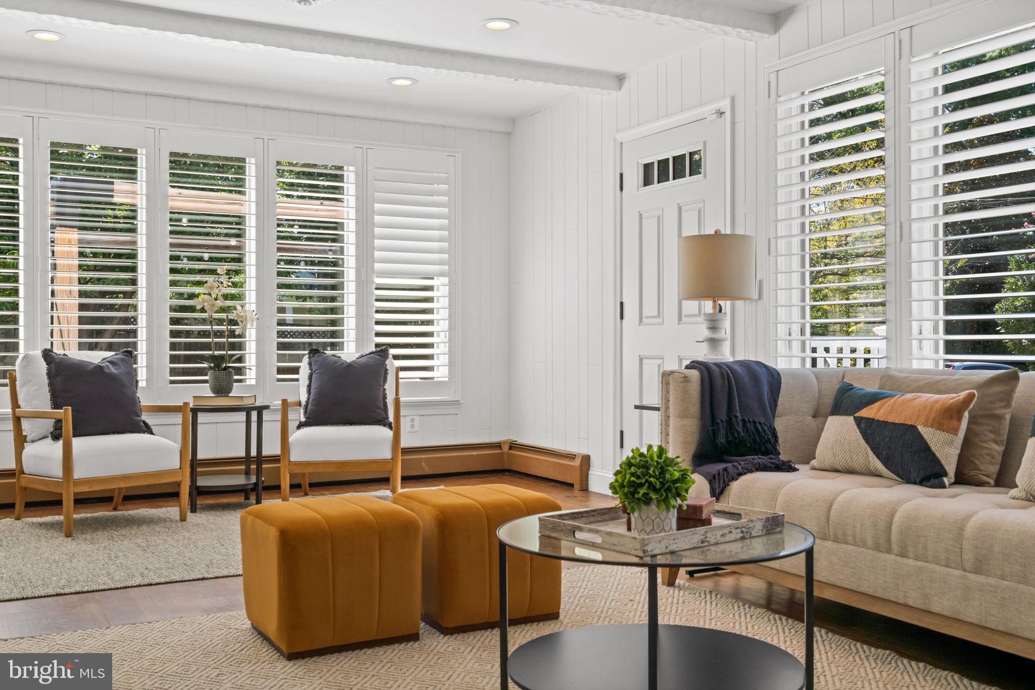 GLEN COVE - Residential