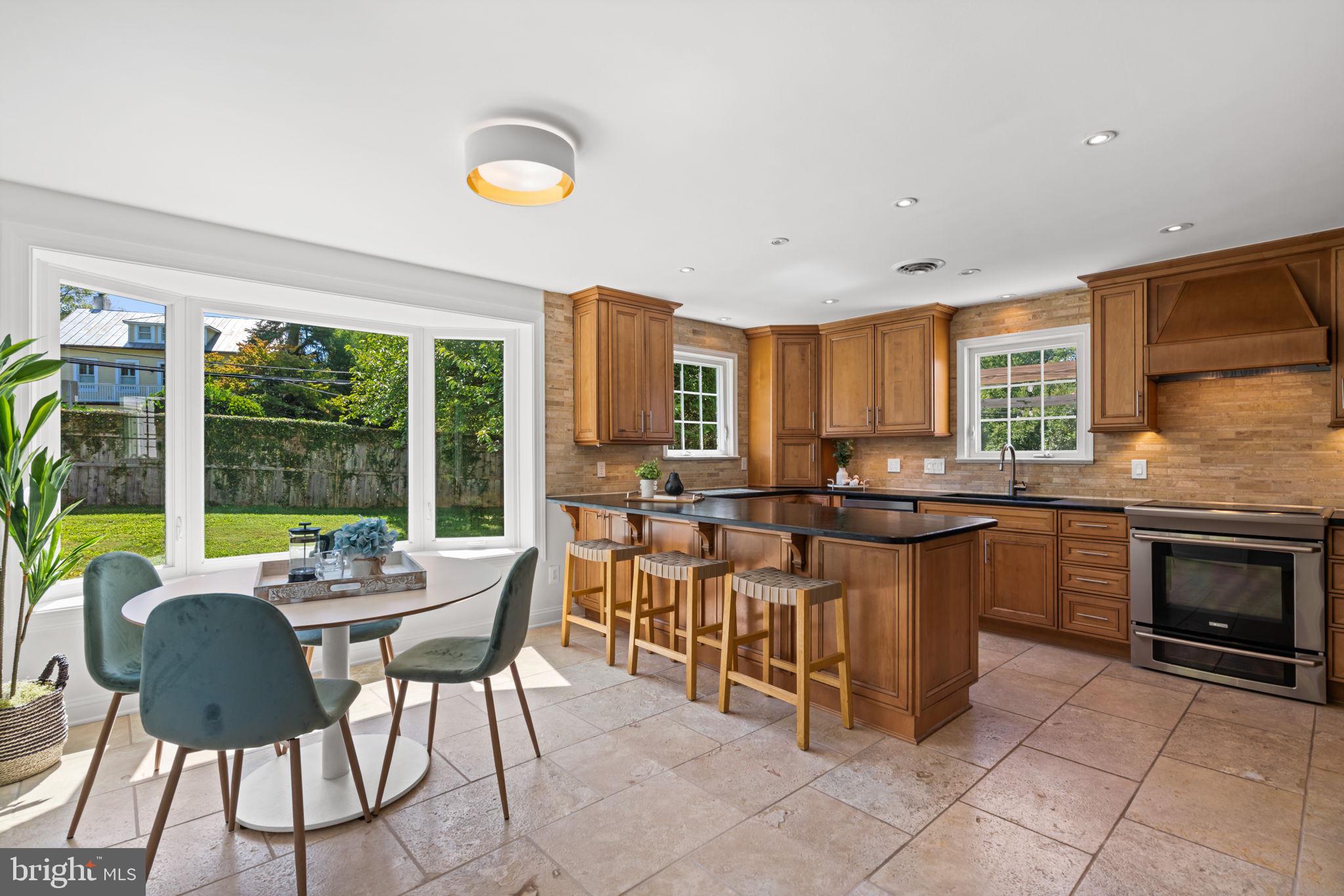 GLEN COVE - Residential