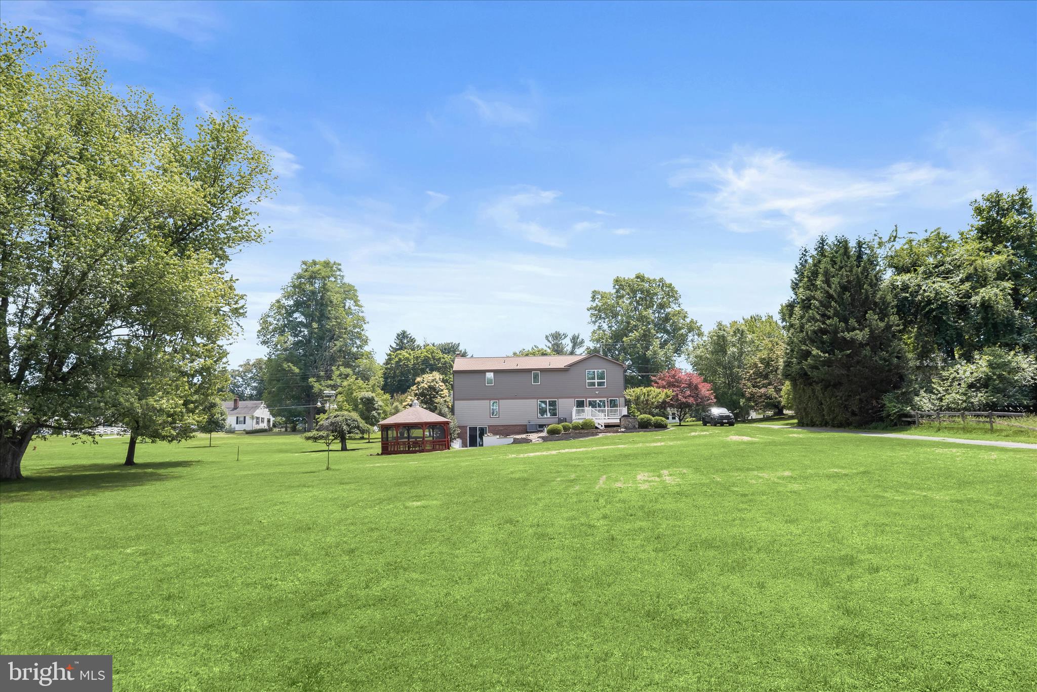 TRIADELPHIA FARMS - Residential
