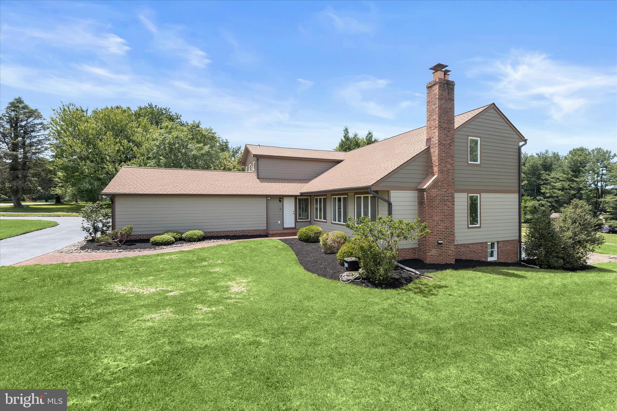 TRIADELPHIA FARMS - Residential