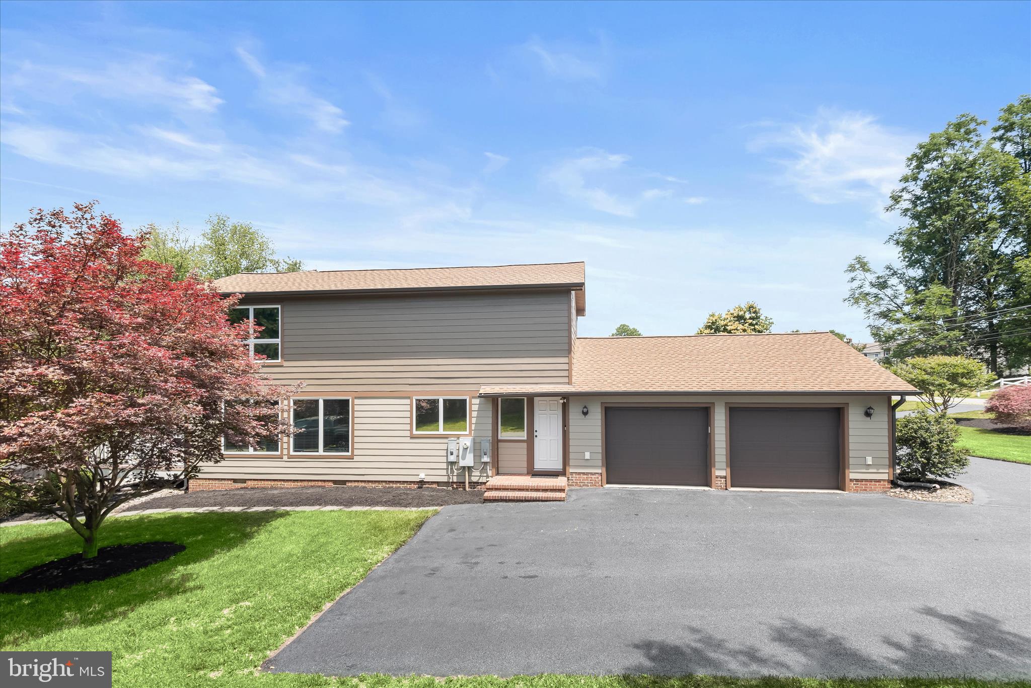 TRIADELPHIA FARMS - Residential